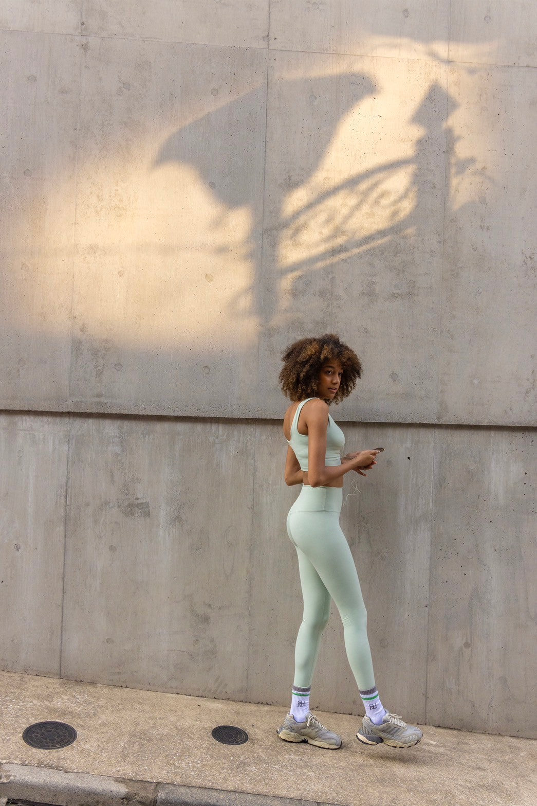 AIR DRY HIGH UP CROP TOP