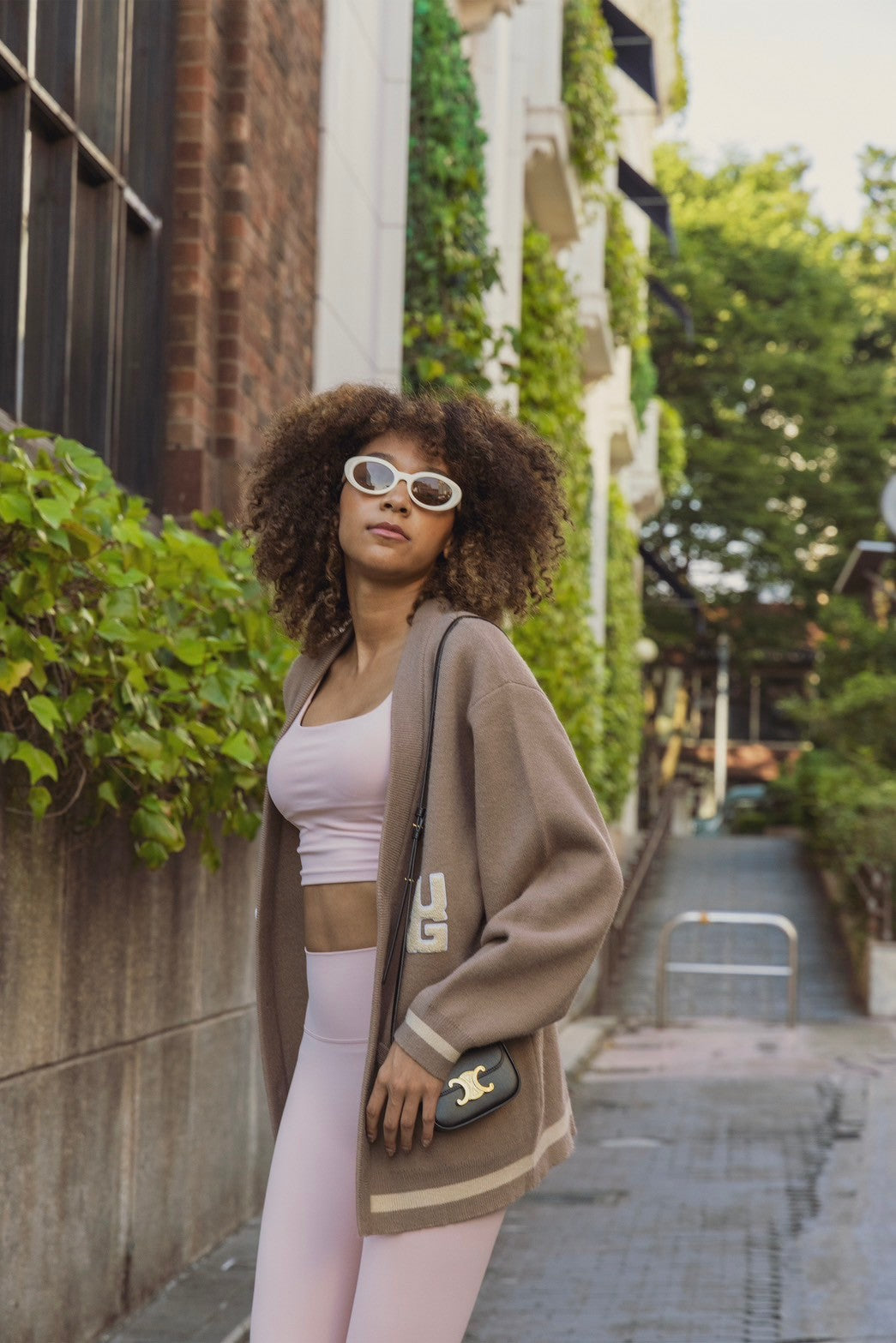 AIR DRY HIGH UP CROP TOP