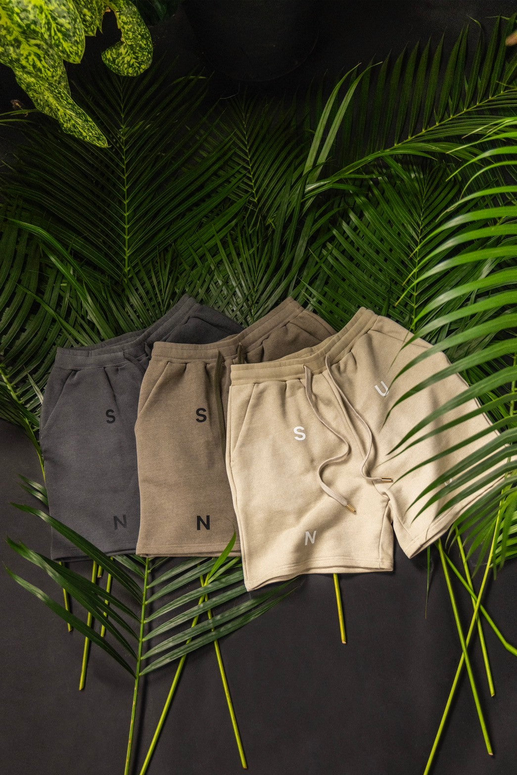 JUMP SQUARE LOGO HALF PANTS