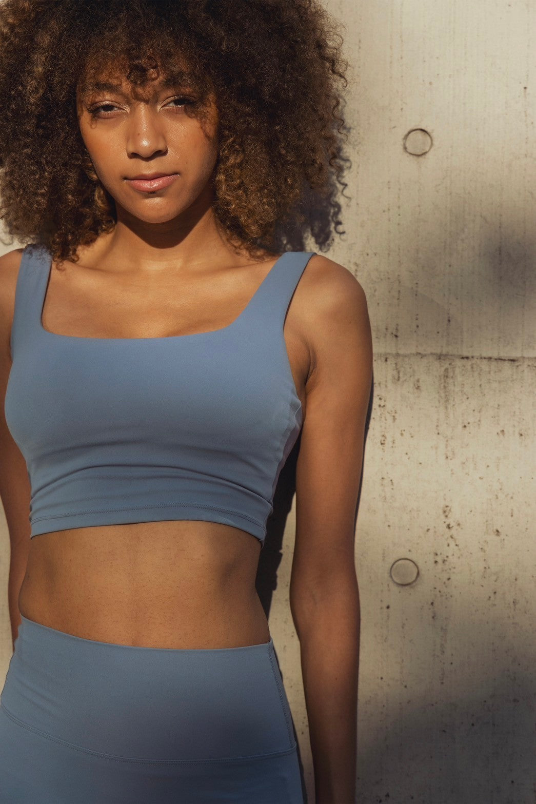 AIR DRY HIGH UP CROP TOP