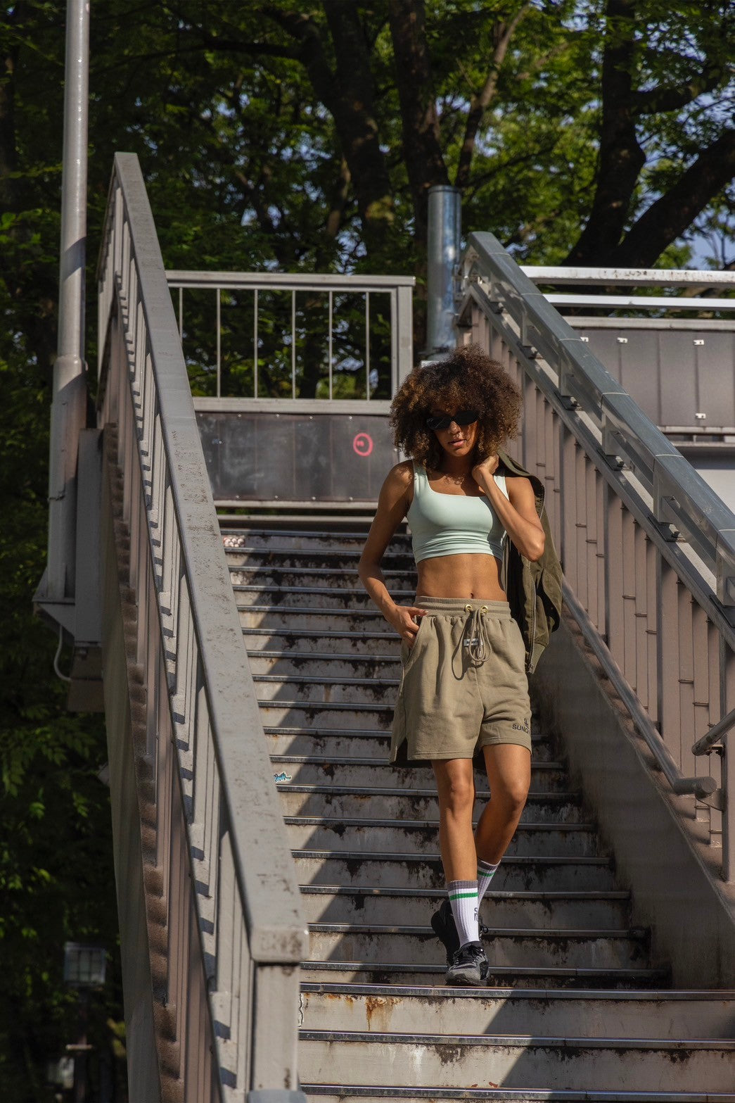 AIR DRY HIGH UP CROP TOP