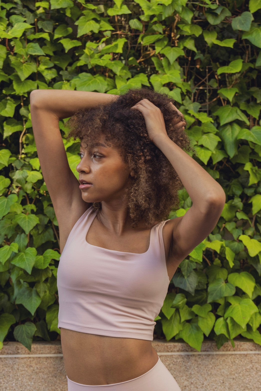 AIR DRY HIGH UP CROP TOP
