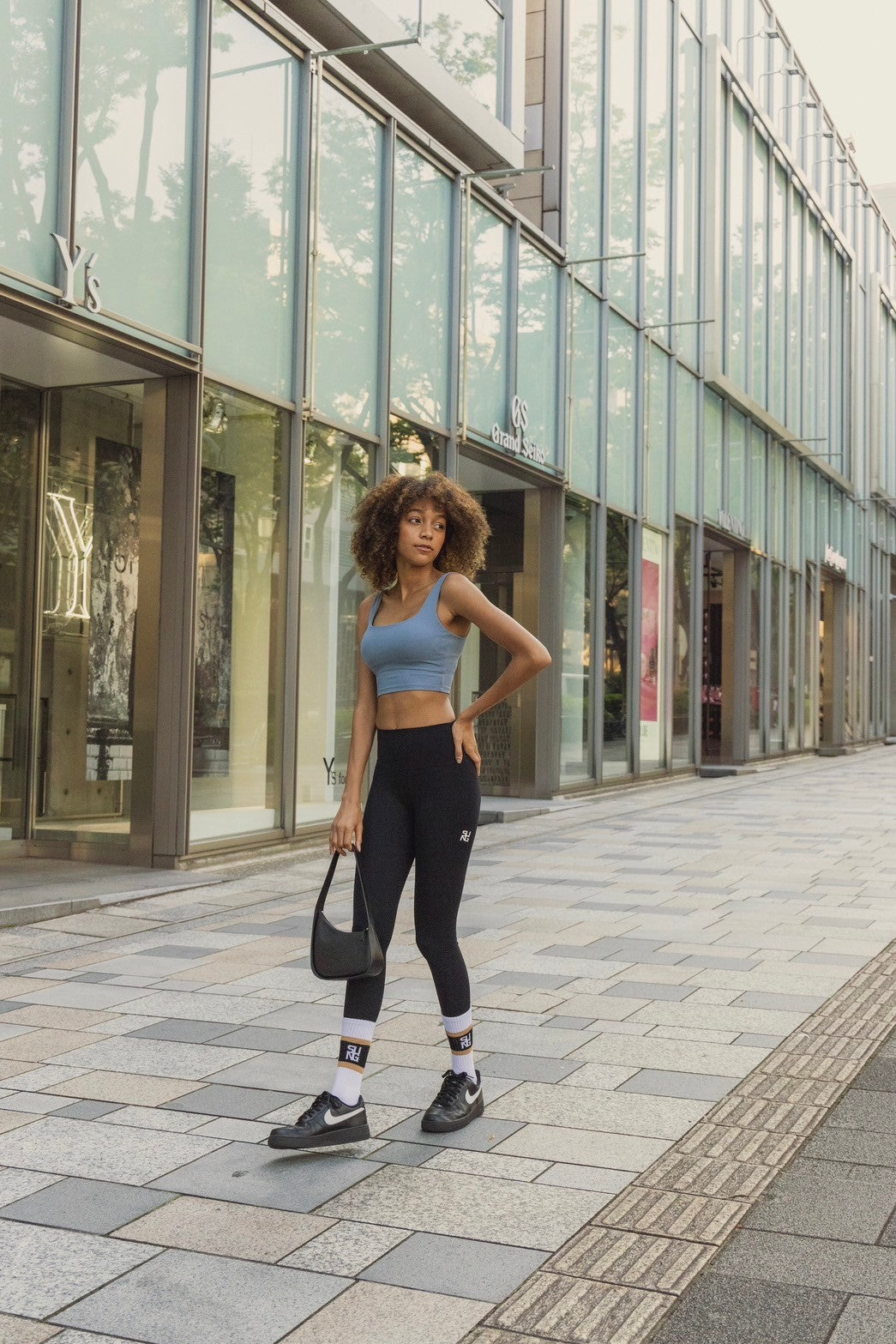 AIR DRY HIGH UP CROP TOP