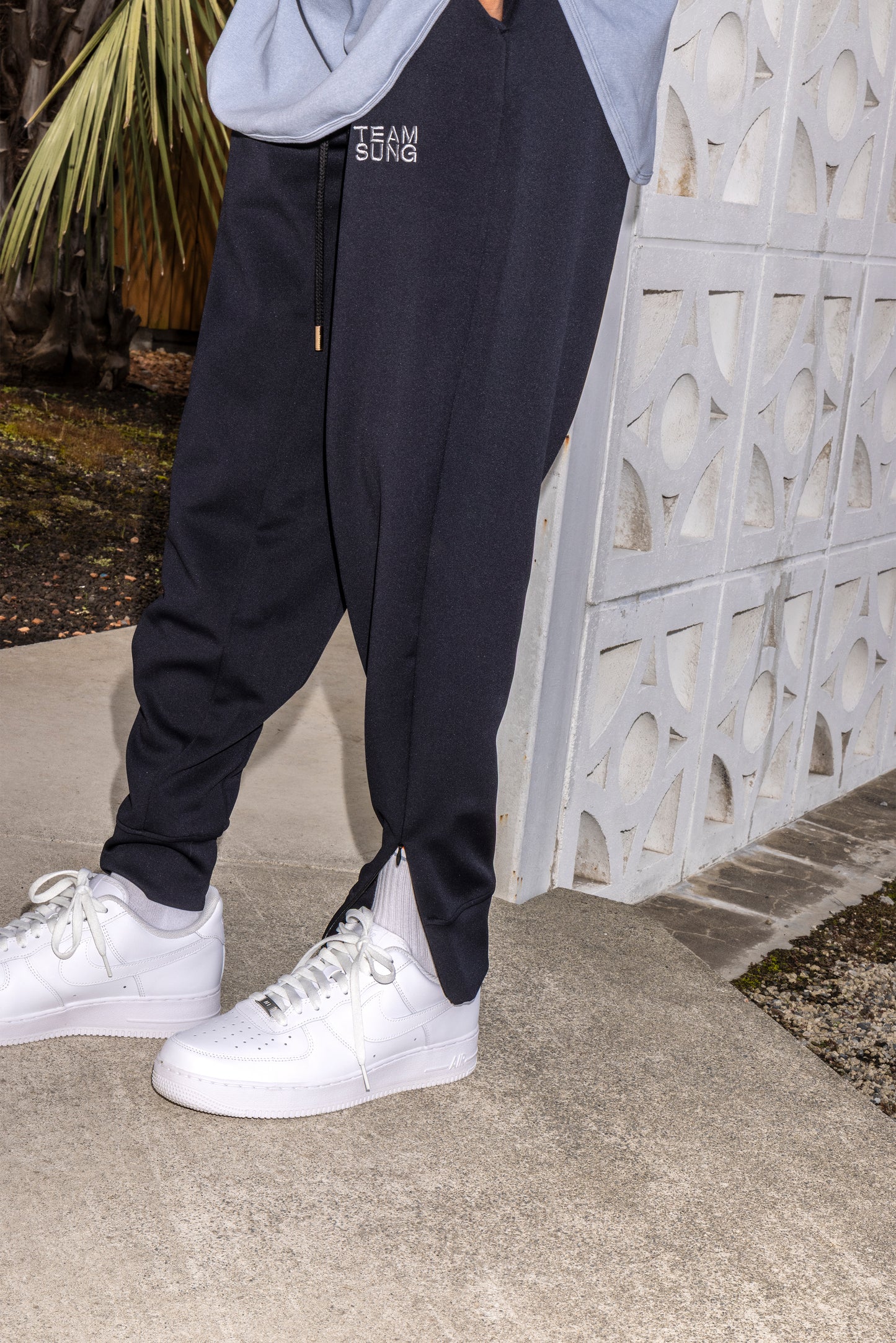 TEAM SUNG TAPERED WORKOUT PANTS