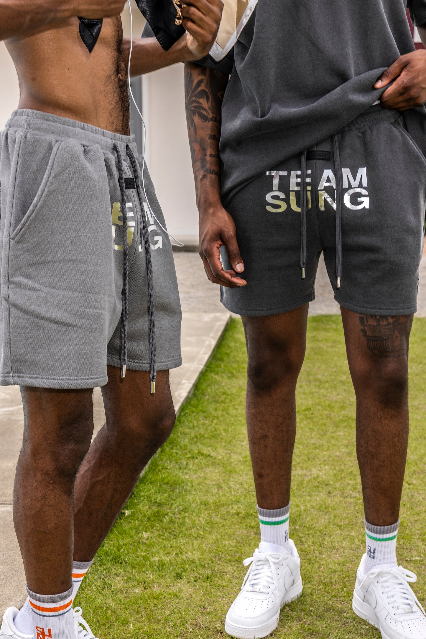 SILVER MARK FADED TEAM SHORTS