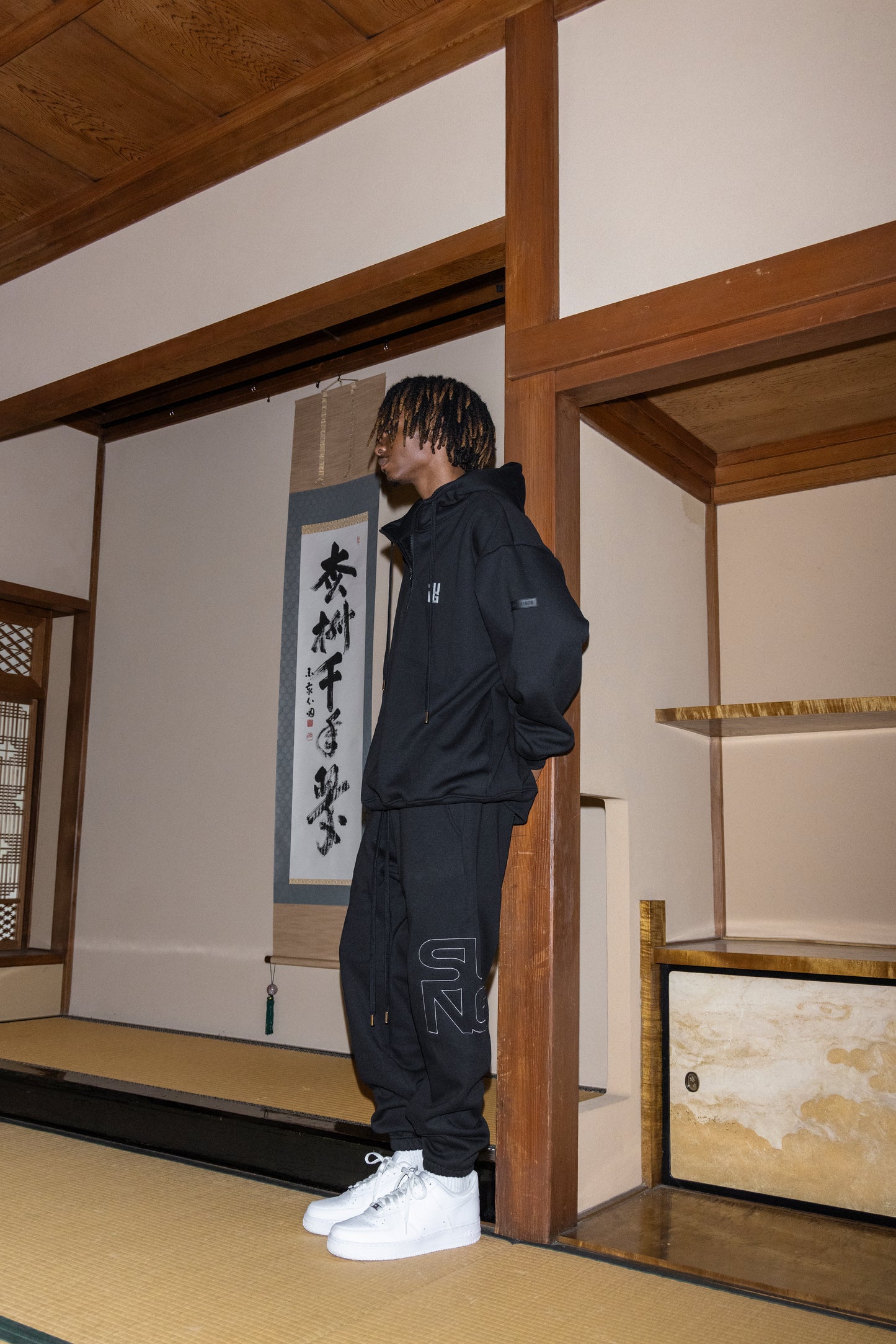 CUBIC LOGO SWEAT HOODIE