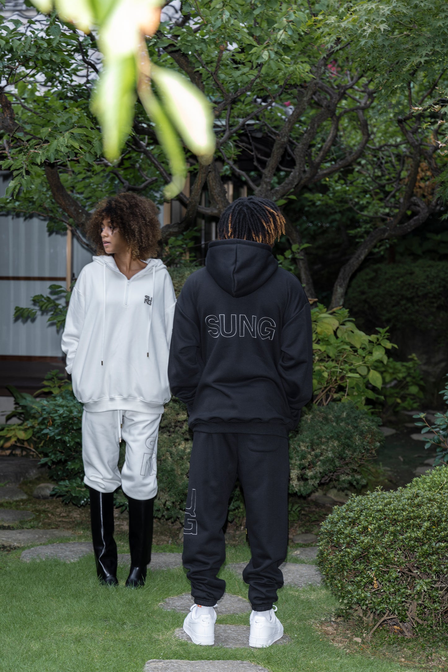 CUBIC LOGO SWEAT HOODIE