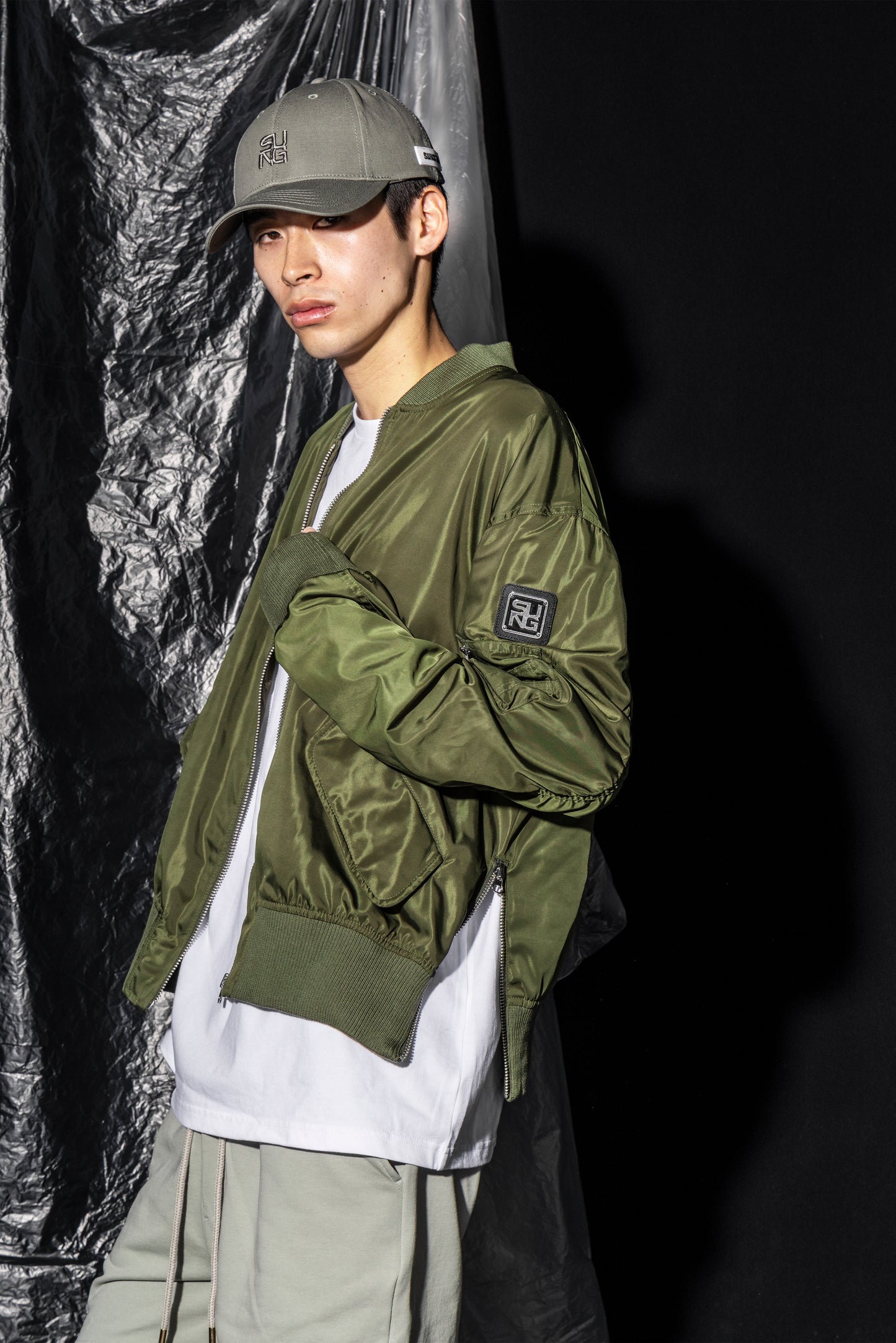 Symbol Logo Cap