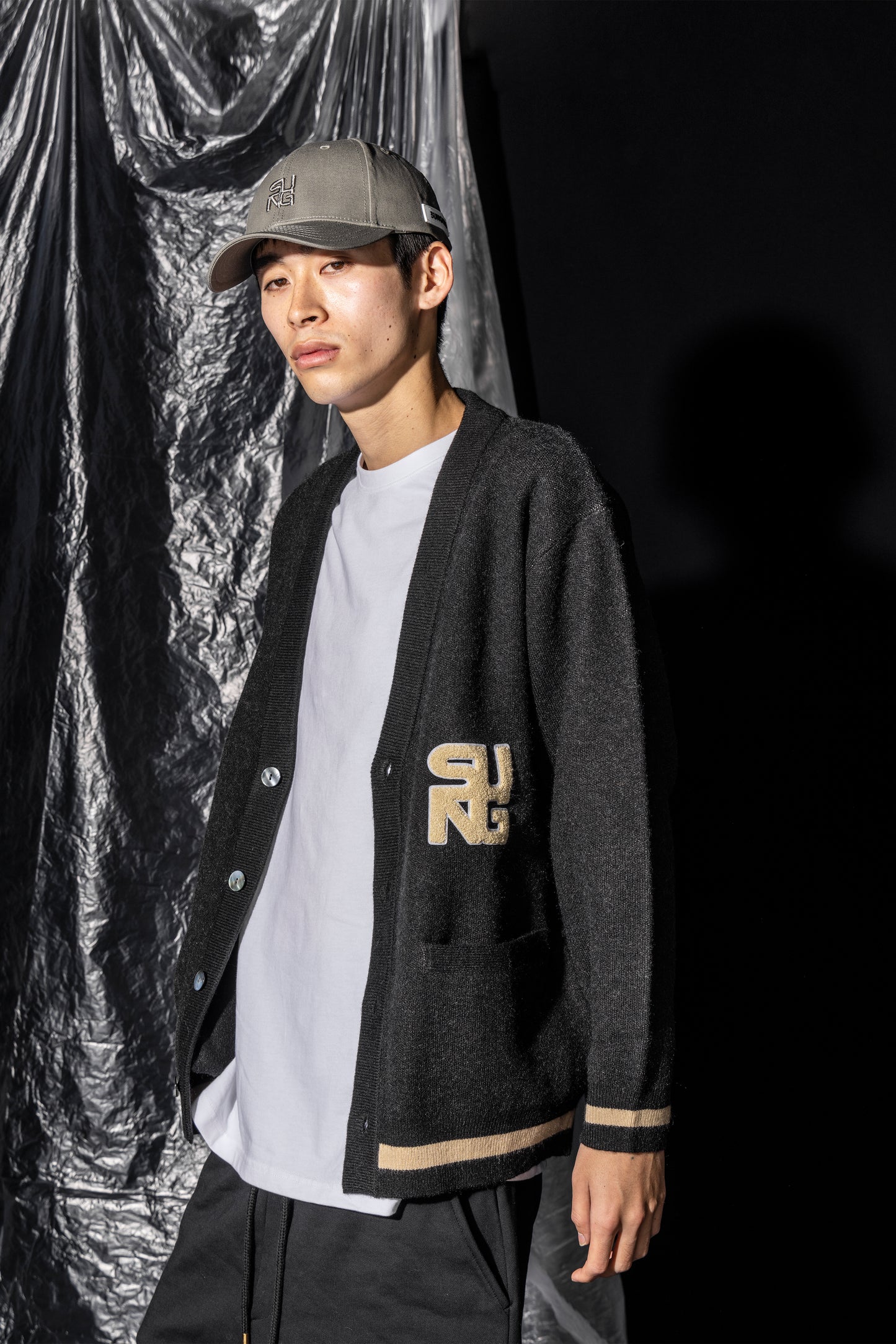 BACK ARCH LOGO JACQUARD CARDIGAN