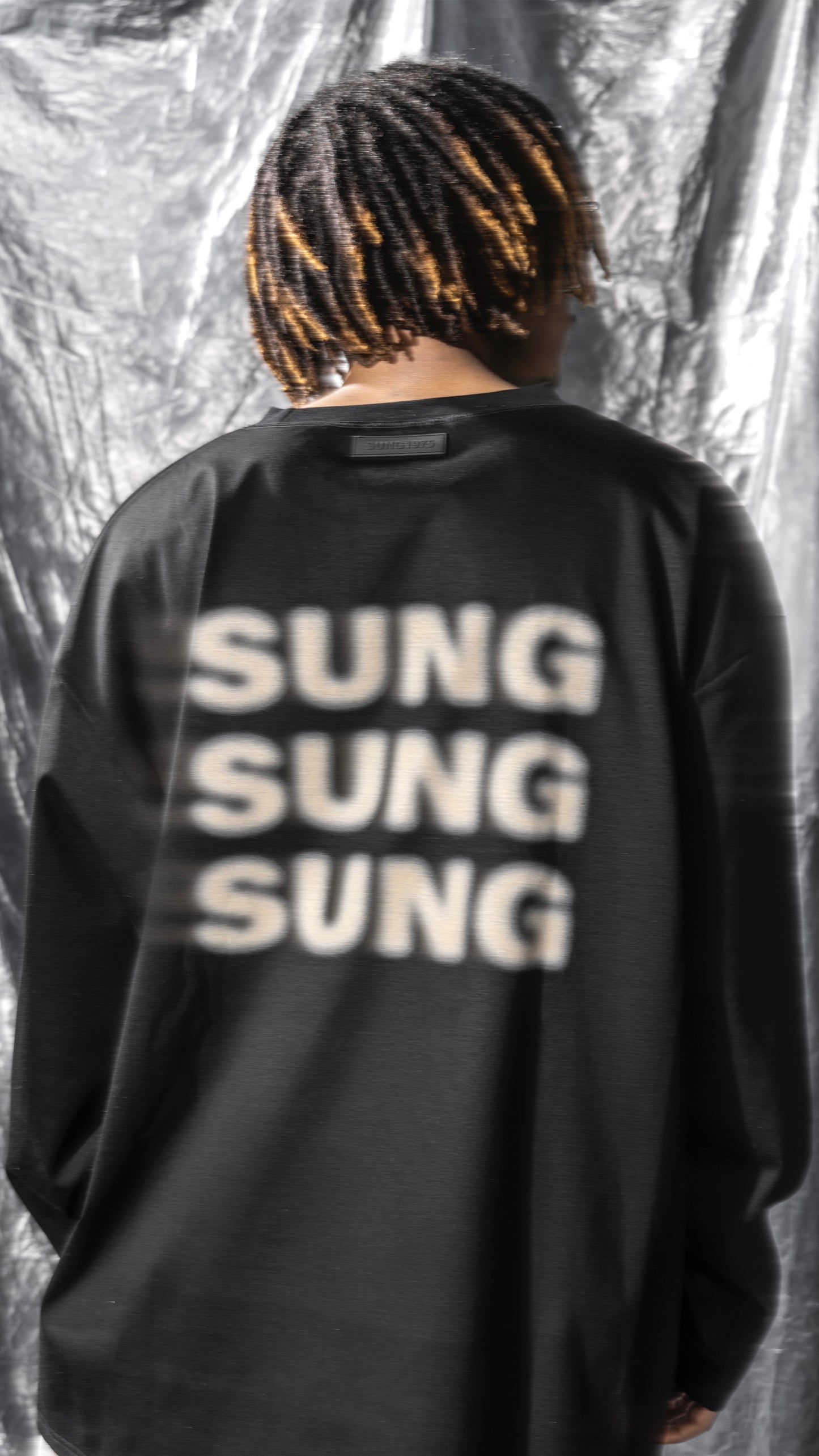 SPRAY LIKE LOGO LONG T SHIRT