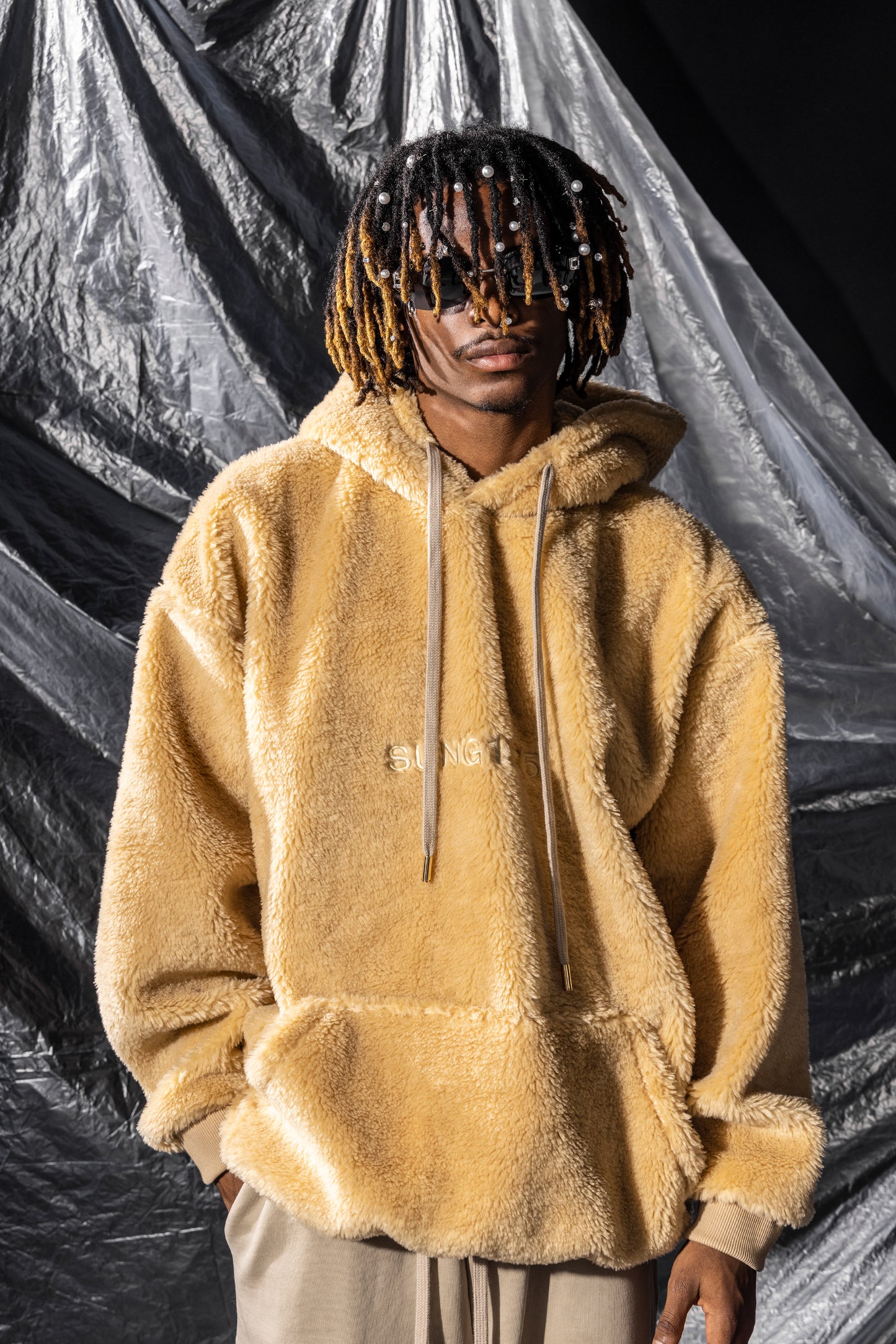 FLUFFY BOA HOODIE
