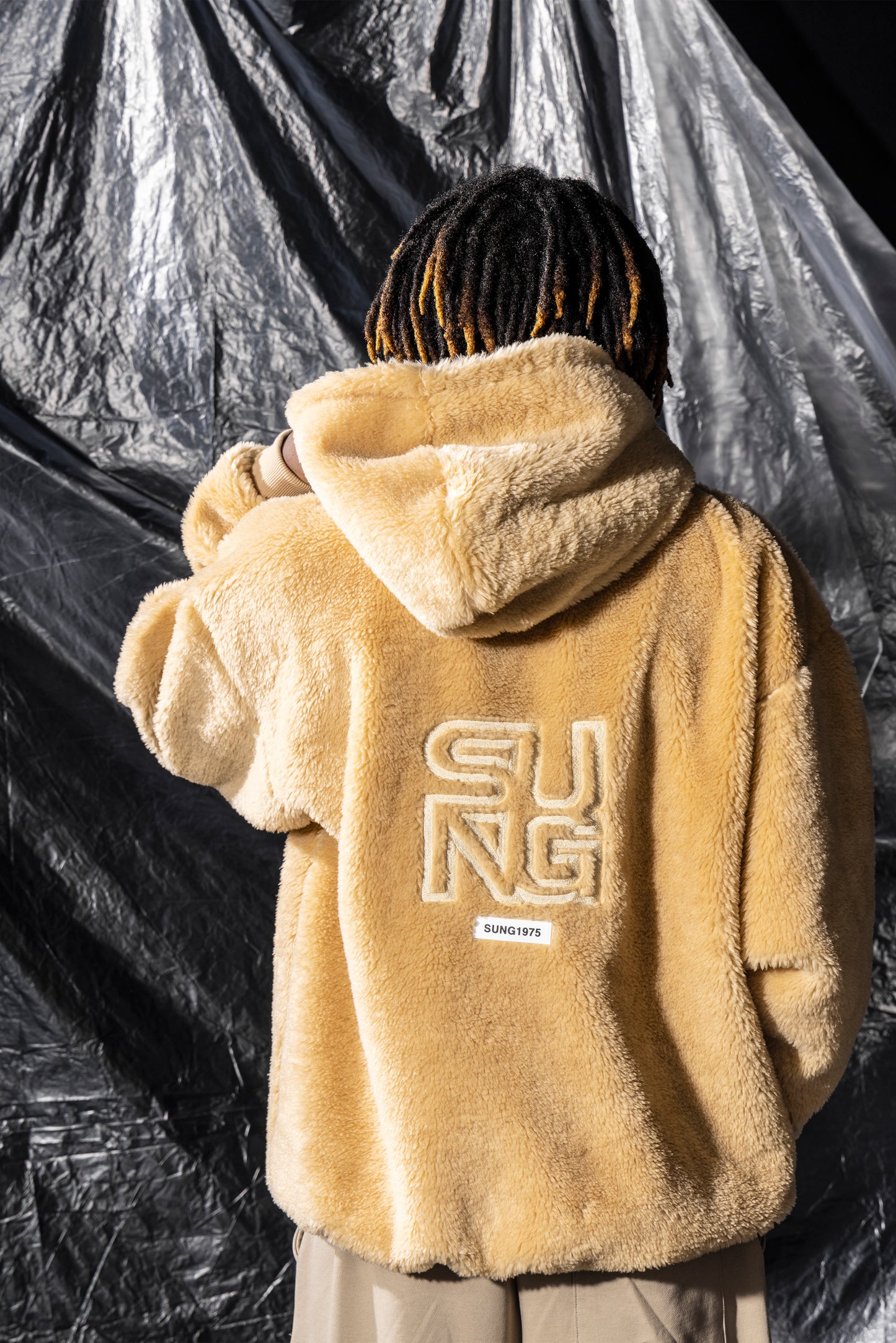 FLUFFY BOA HOODIE