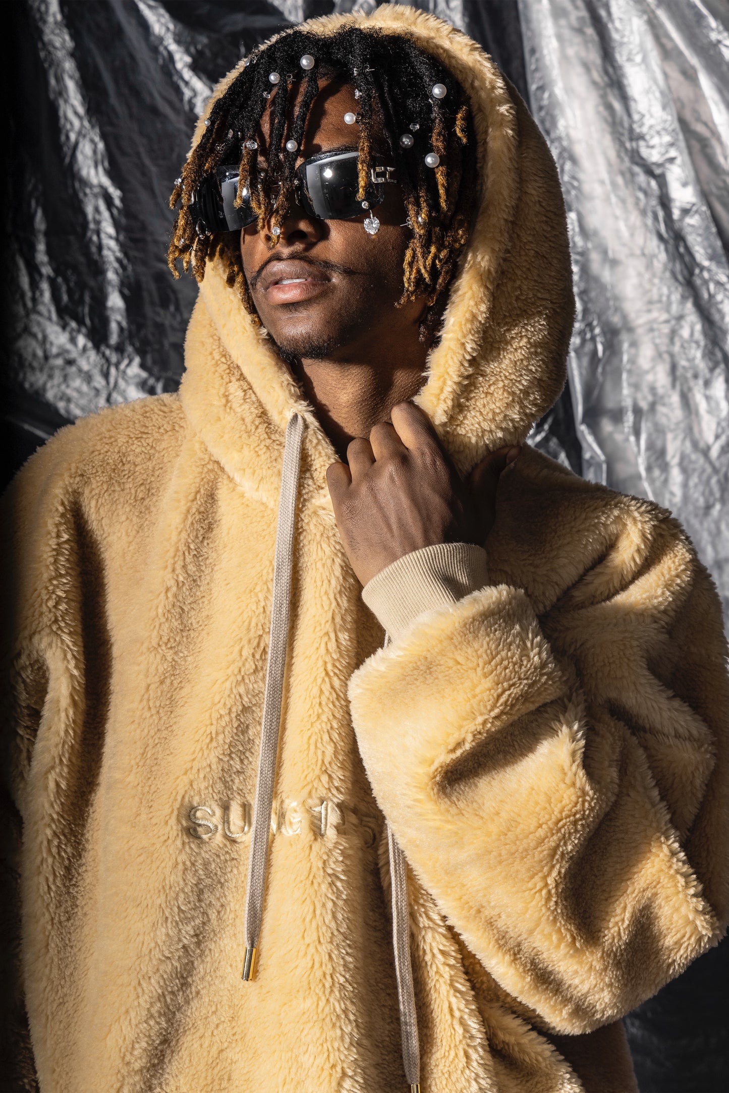 FLUFFY BOA HOODIE