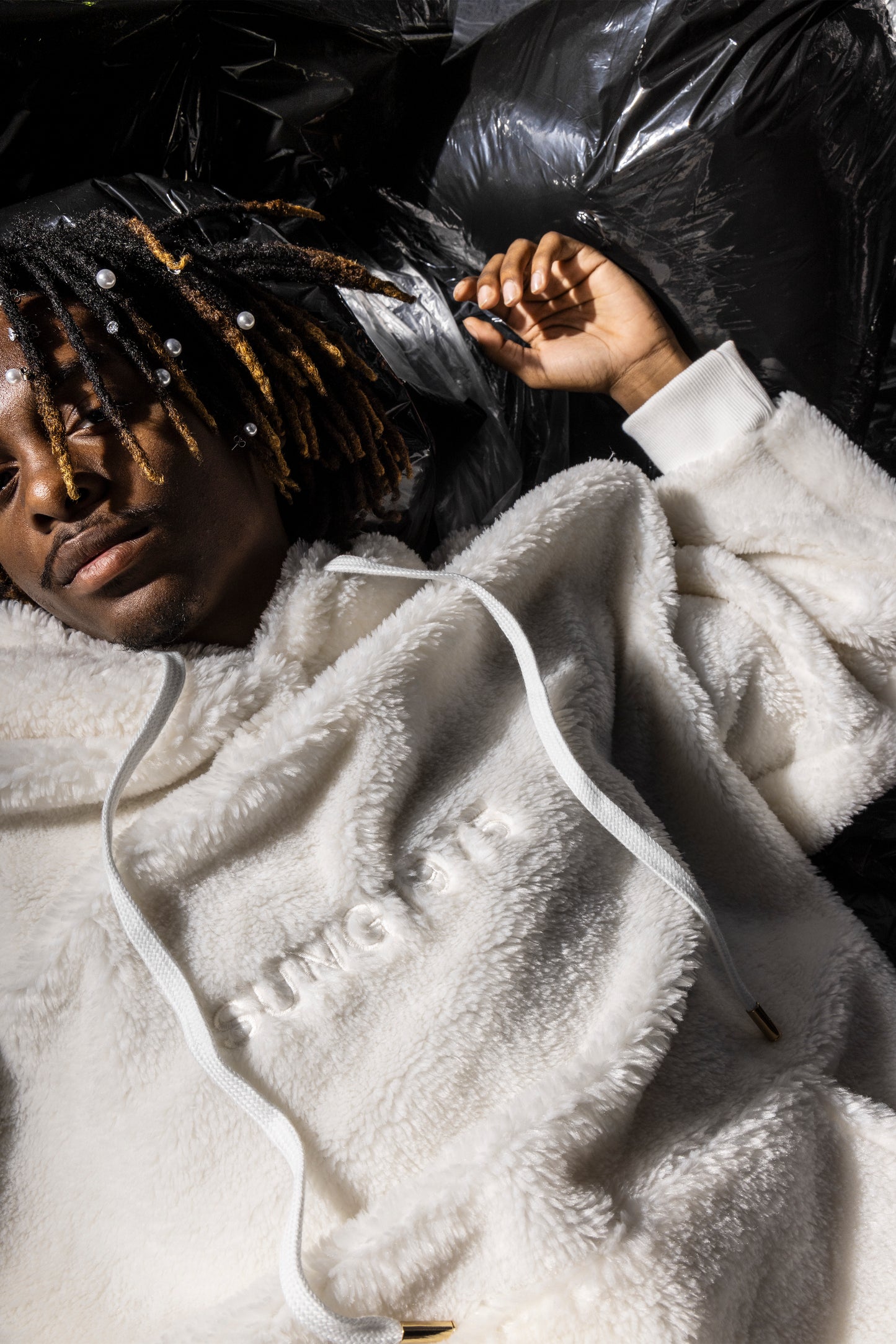 FLUFFY BOA HOODIE
