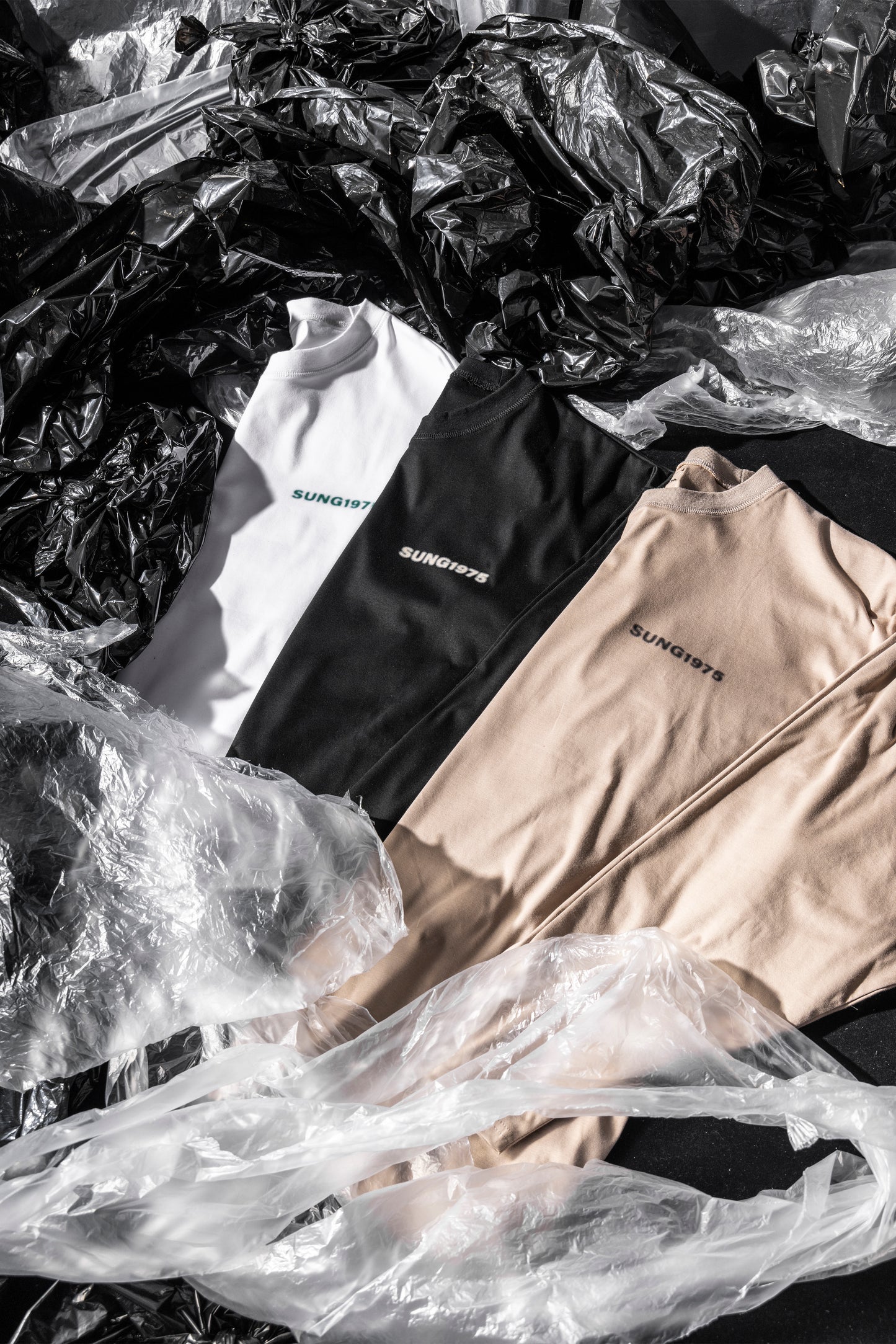 SPRAY LIKE LOGO LONG T SHIRT