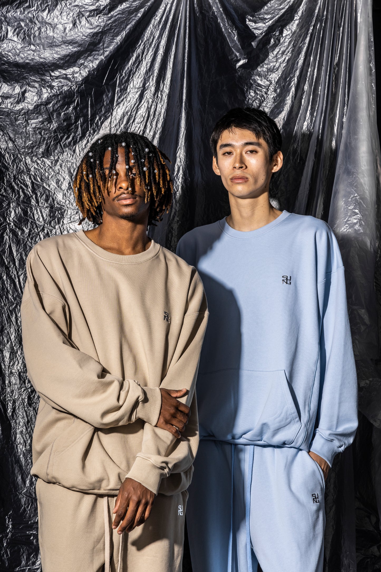 SIDE RIB SHINE LOGO SWEAT TOPS