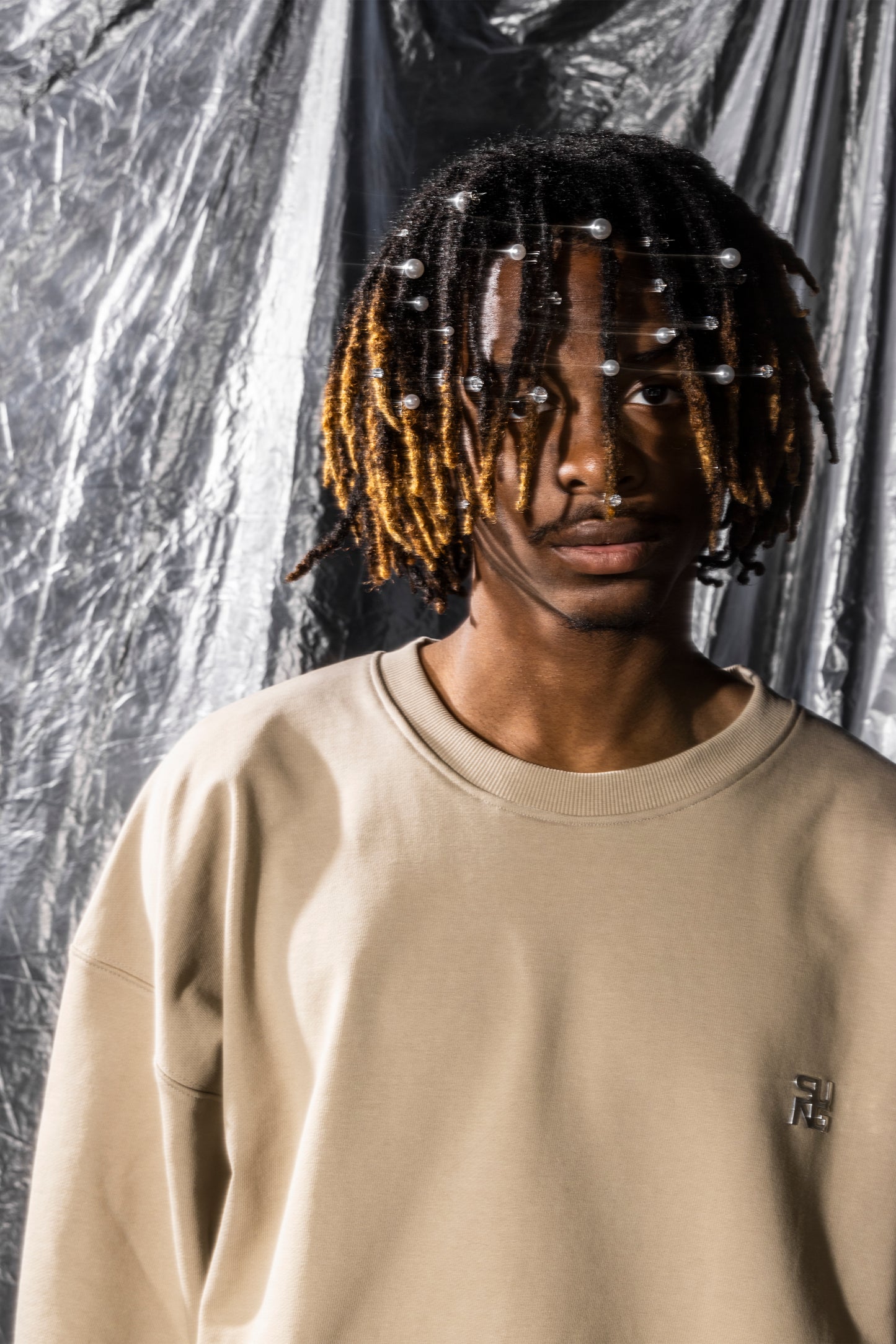 SIDE RIB SHINE LOGO SWEAT TOPS