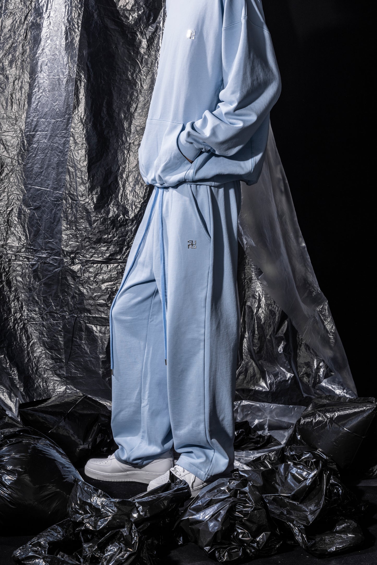 SHINE LOGO STRAIGHT SWEAT PANTS