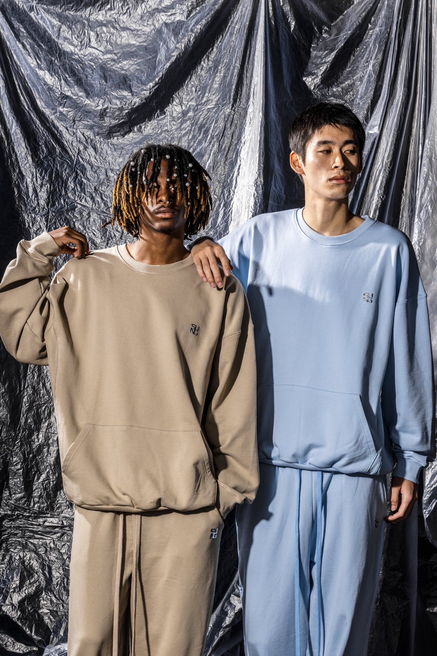 SIDE RIB SHINE LOGO SWEAT TOPS