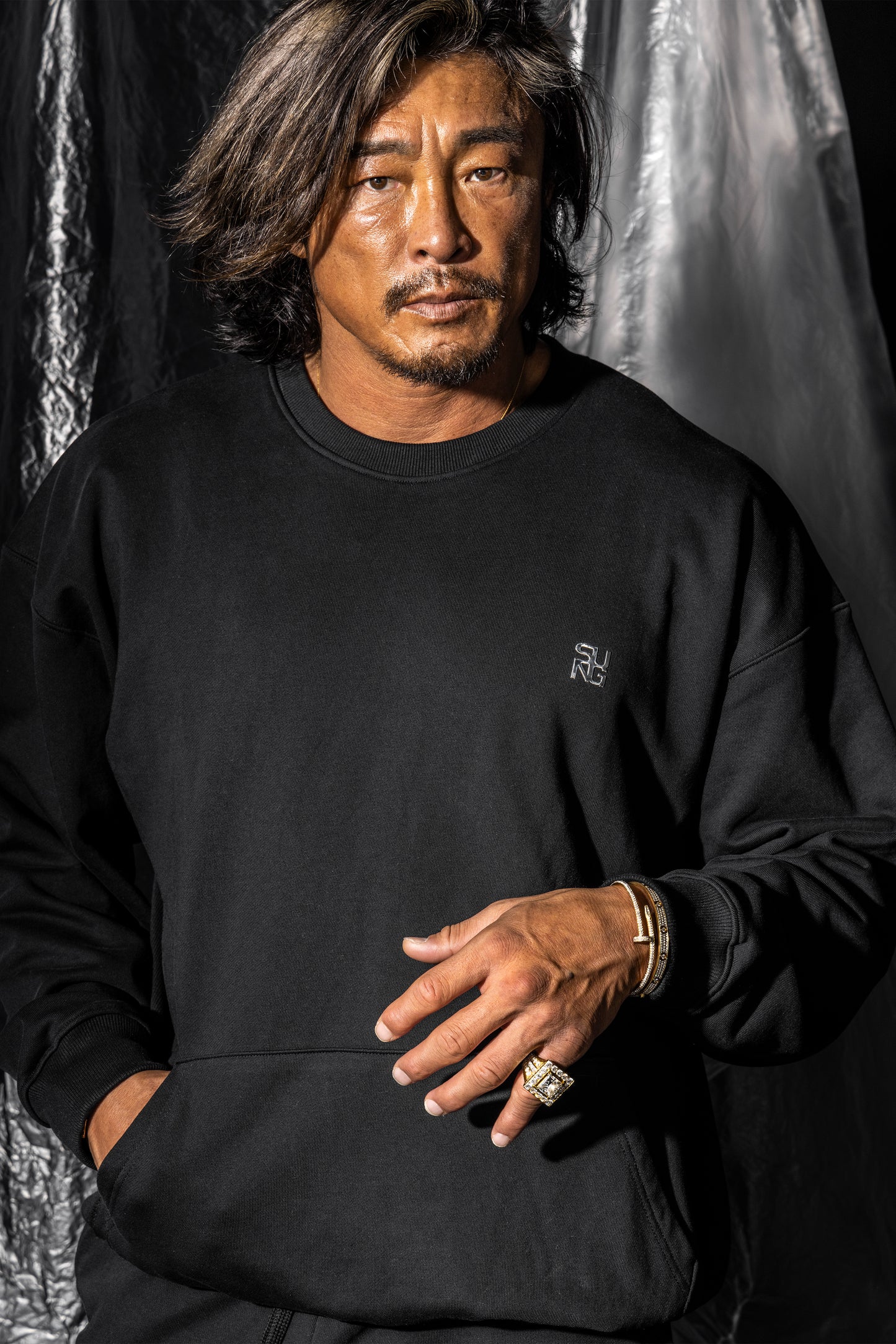SIDE RIB SHINE LOGO SWEAT TOPS