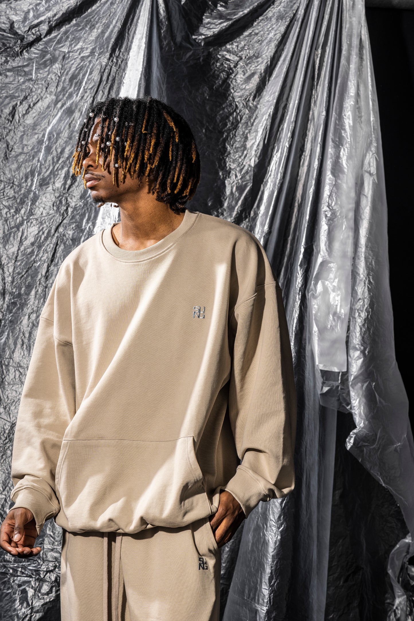 SIDE RIB SHINE LOGO SWEAT TOPS