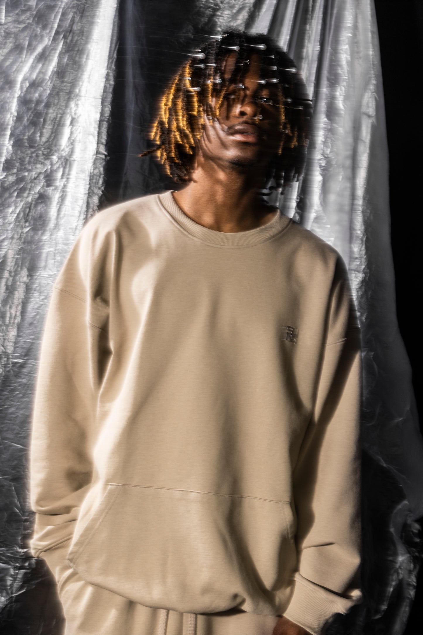 SIDE RIB SHINE LOGO SWEAT TOPS