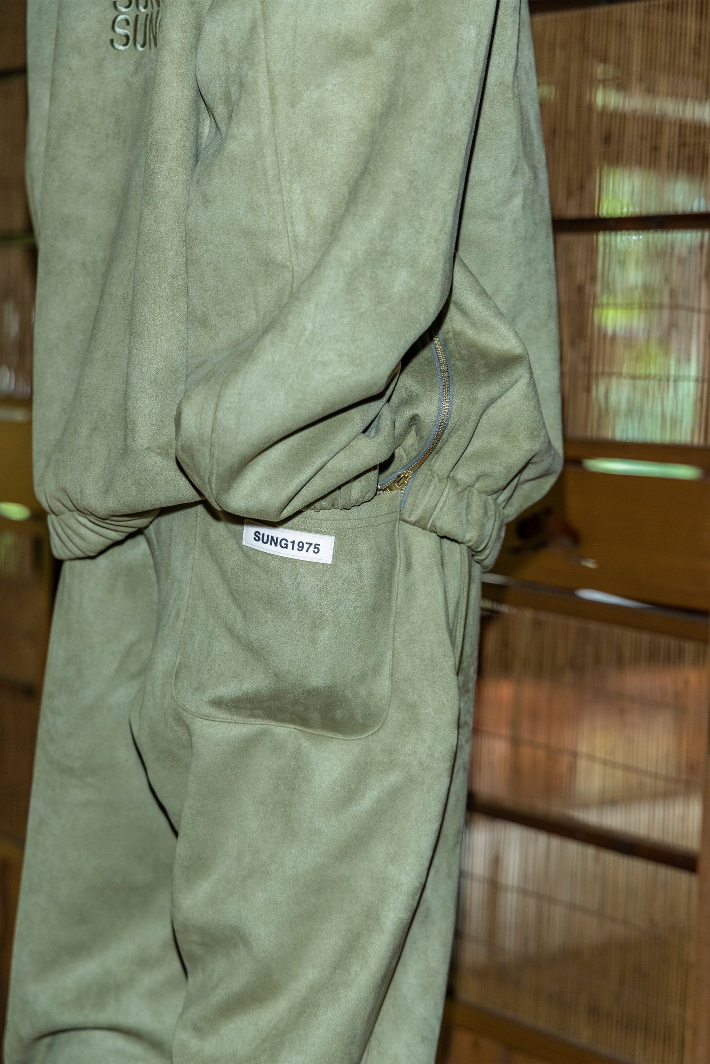 SUEDE SIDE ZIP HOODIE