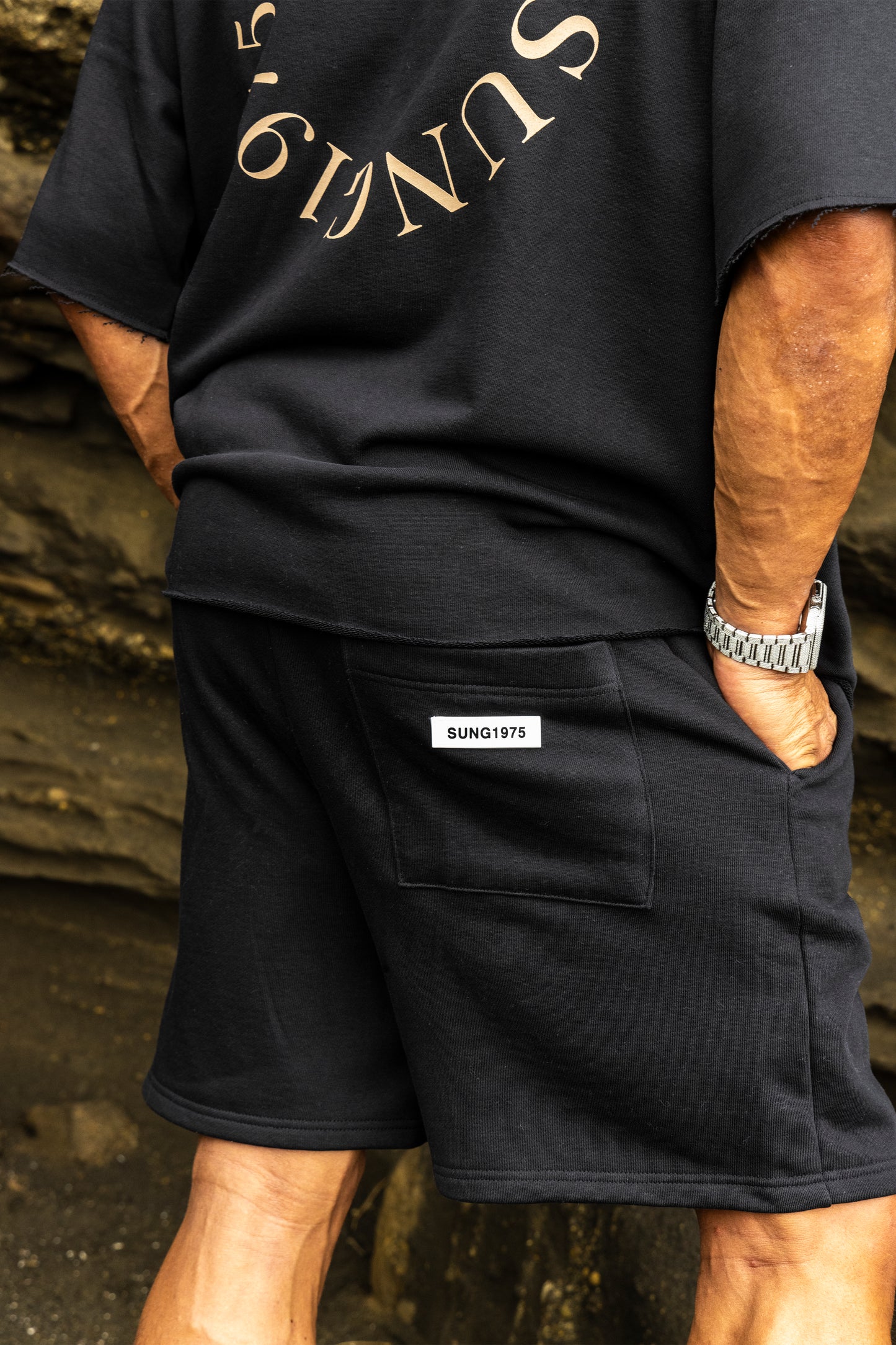 CUBIC LOGO SWEAT T SHIRT