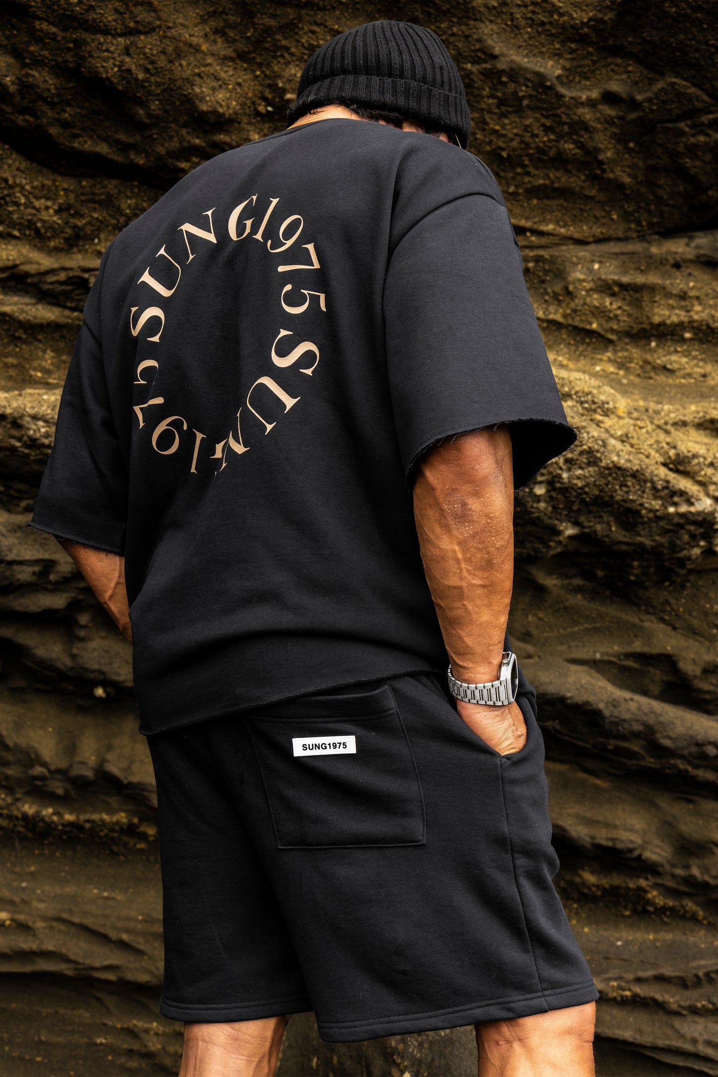 CUBIC LOGO SWEAT SHORT PANTS