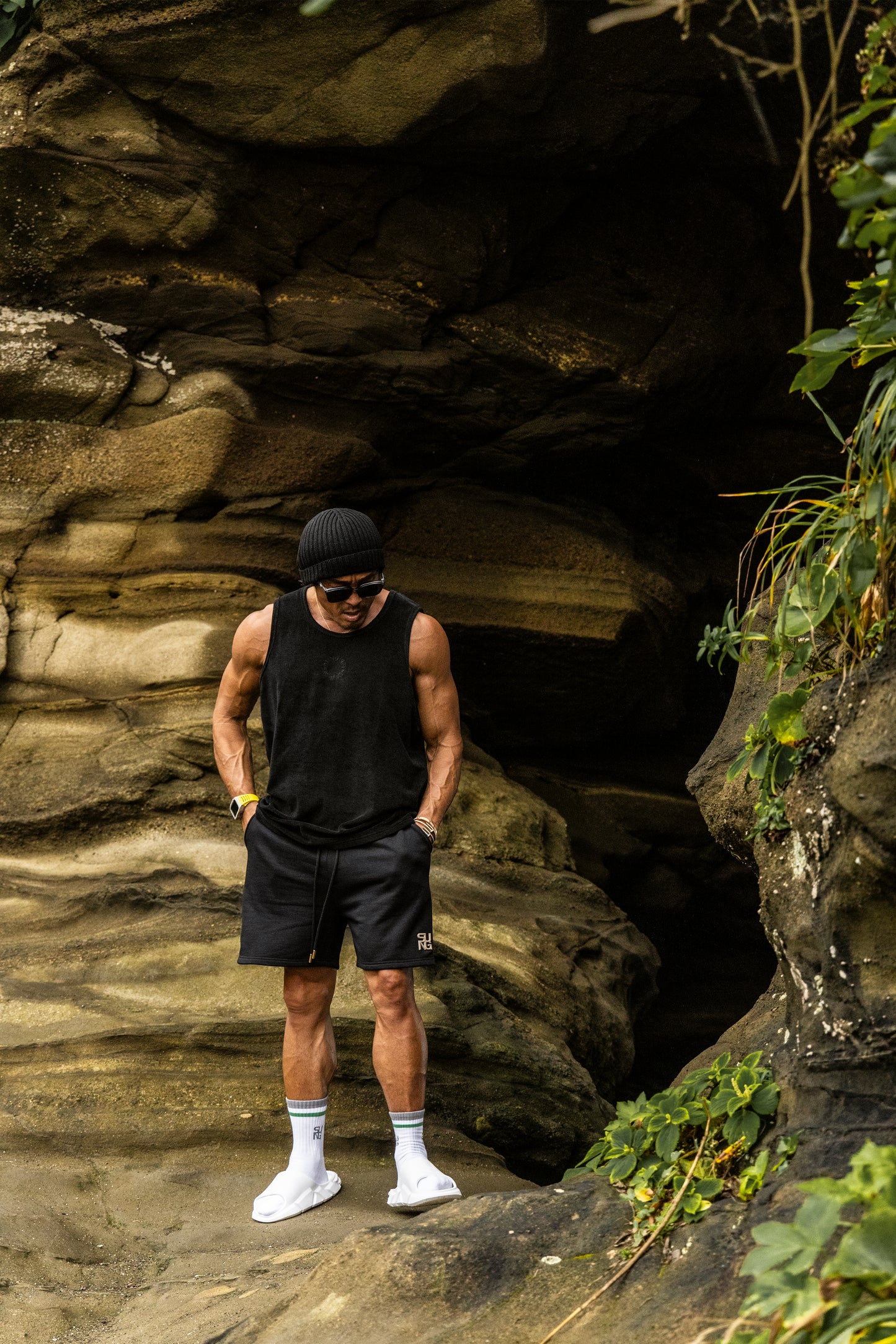 CUBIC LOGO SWEAT SHORT PANTS