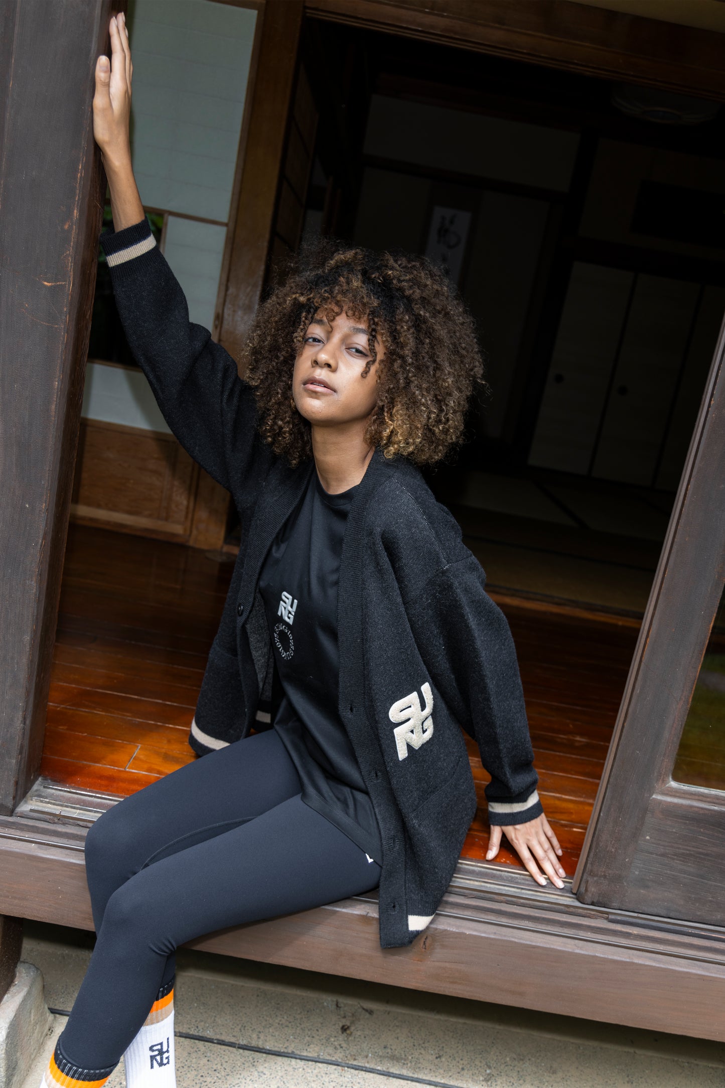 BACK ARCH LOGO JACQUARD CARDIGAN