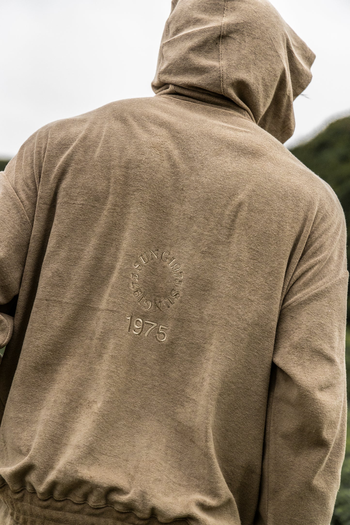 CENTER NOTCH PILE HOODIE