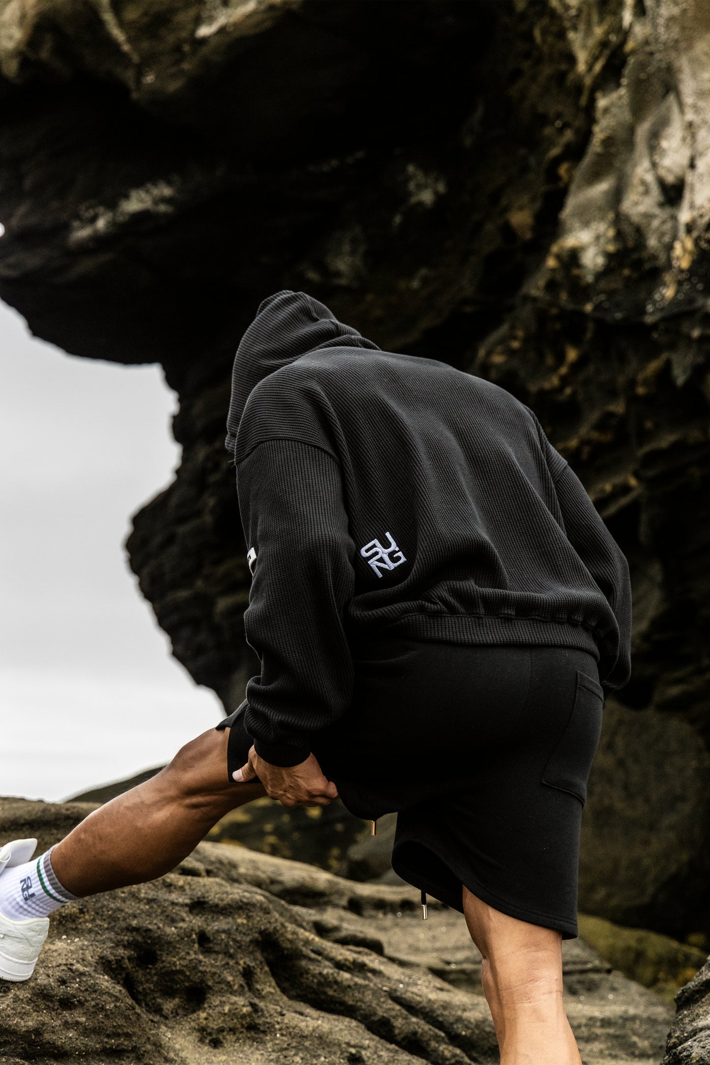 WAFFLE SIDE LOGO HOODIE
