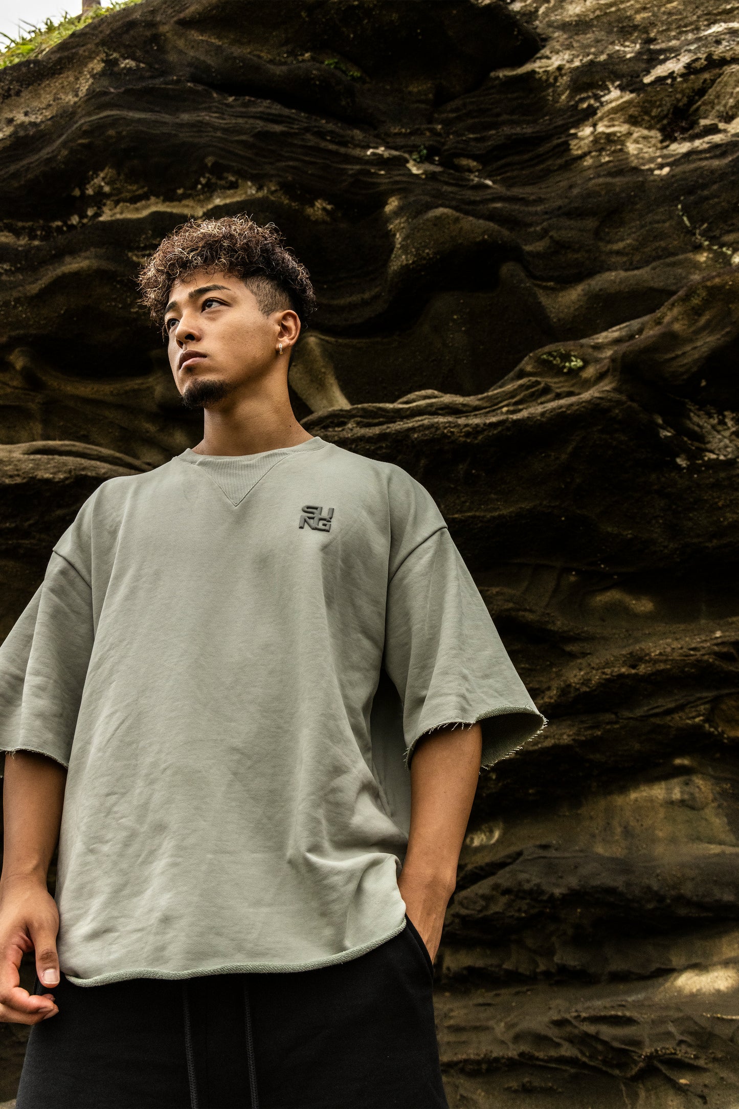 CUBIC LOGO SWEAT T SHIRT
