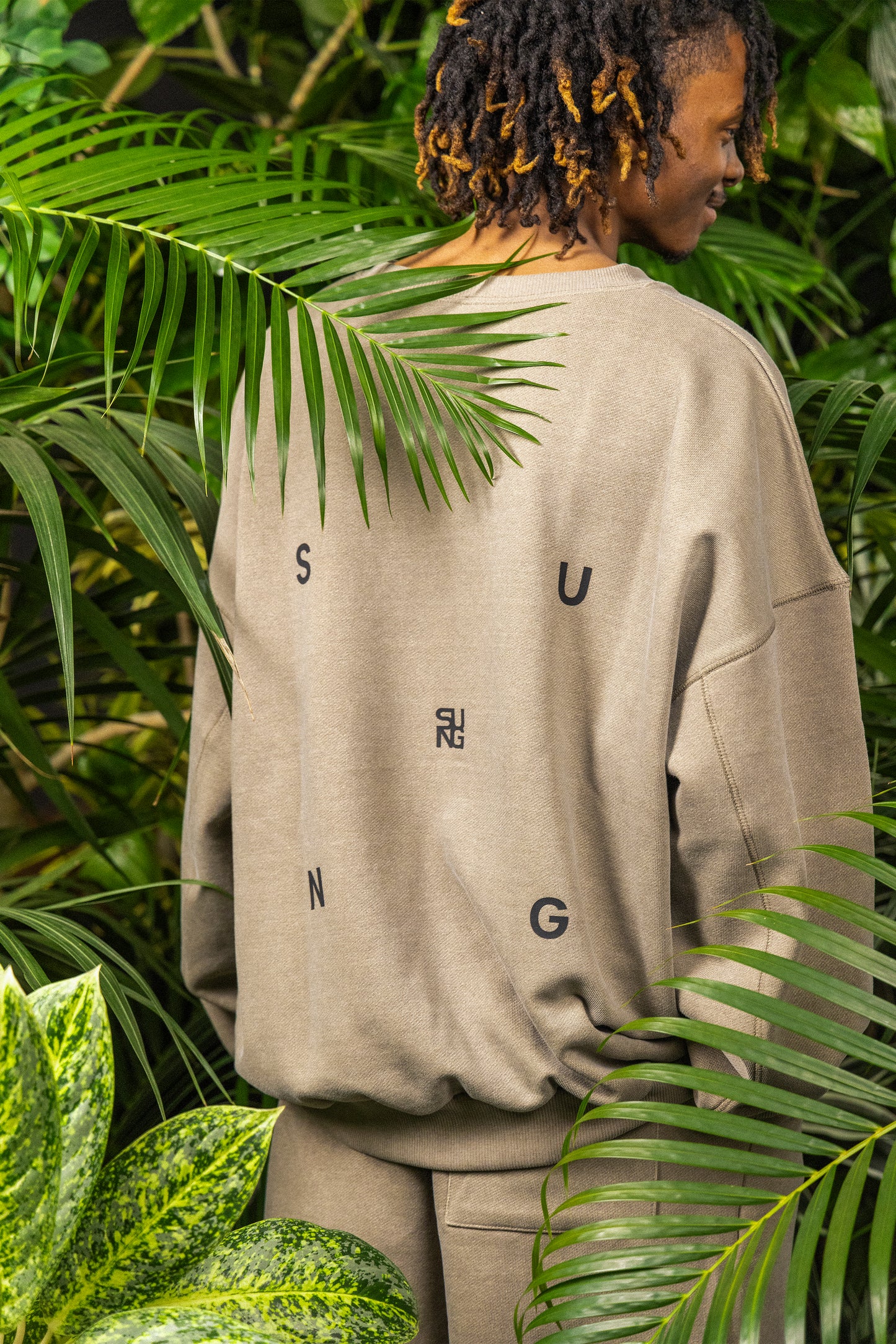 JUMP SQUARE LOGO SWEAT TOPS
