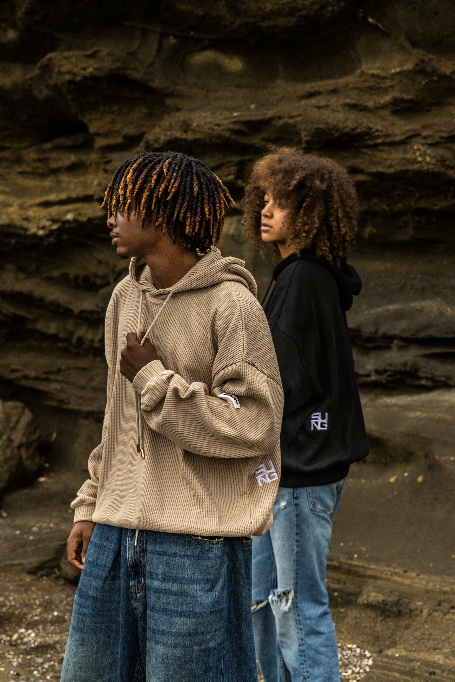 WAFFLE SIDE LOGO HOODIE