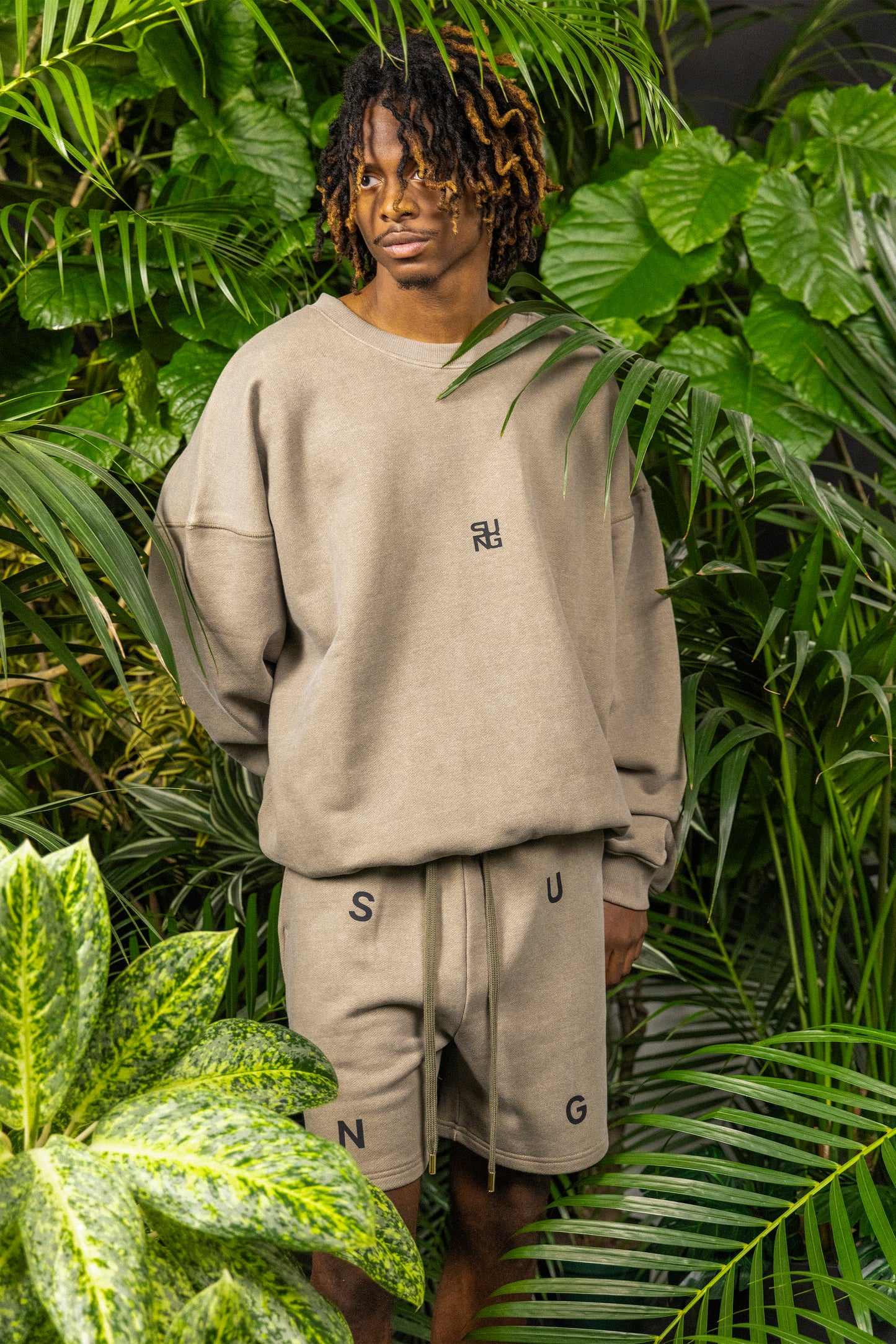 JUMP SQUARE LOGO HALF PANTS