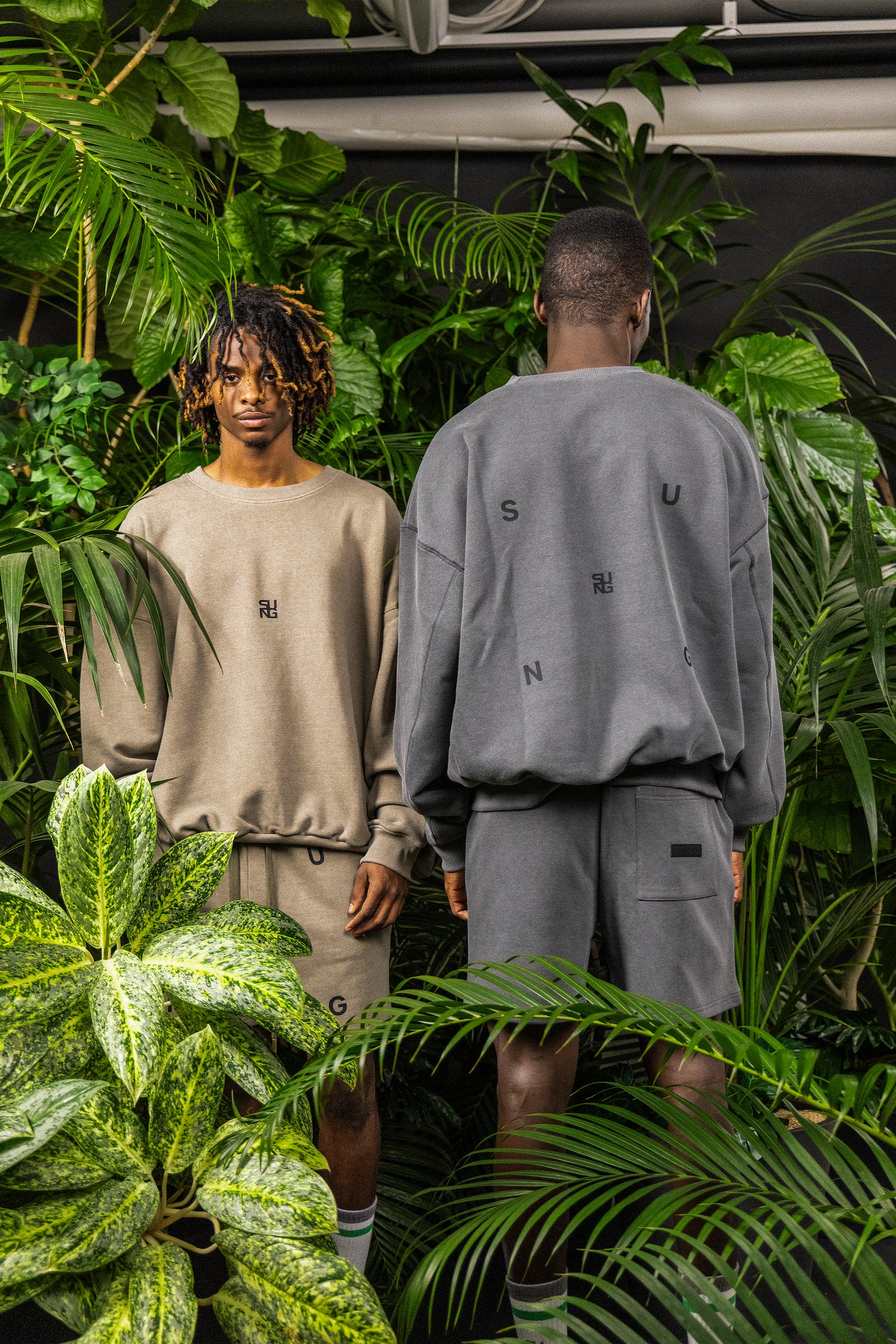 JUMP SQUARE LOGO HALF PANTS