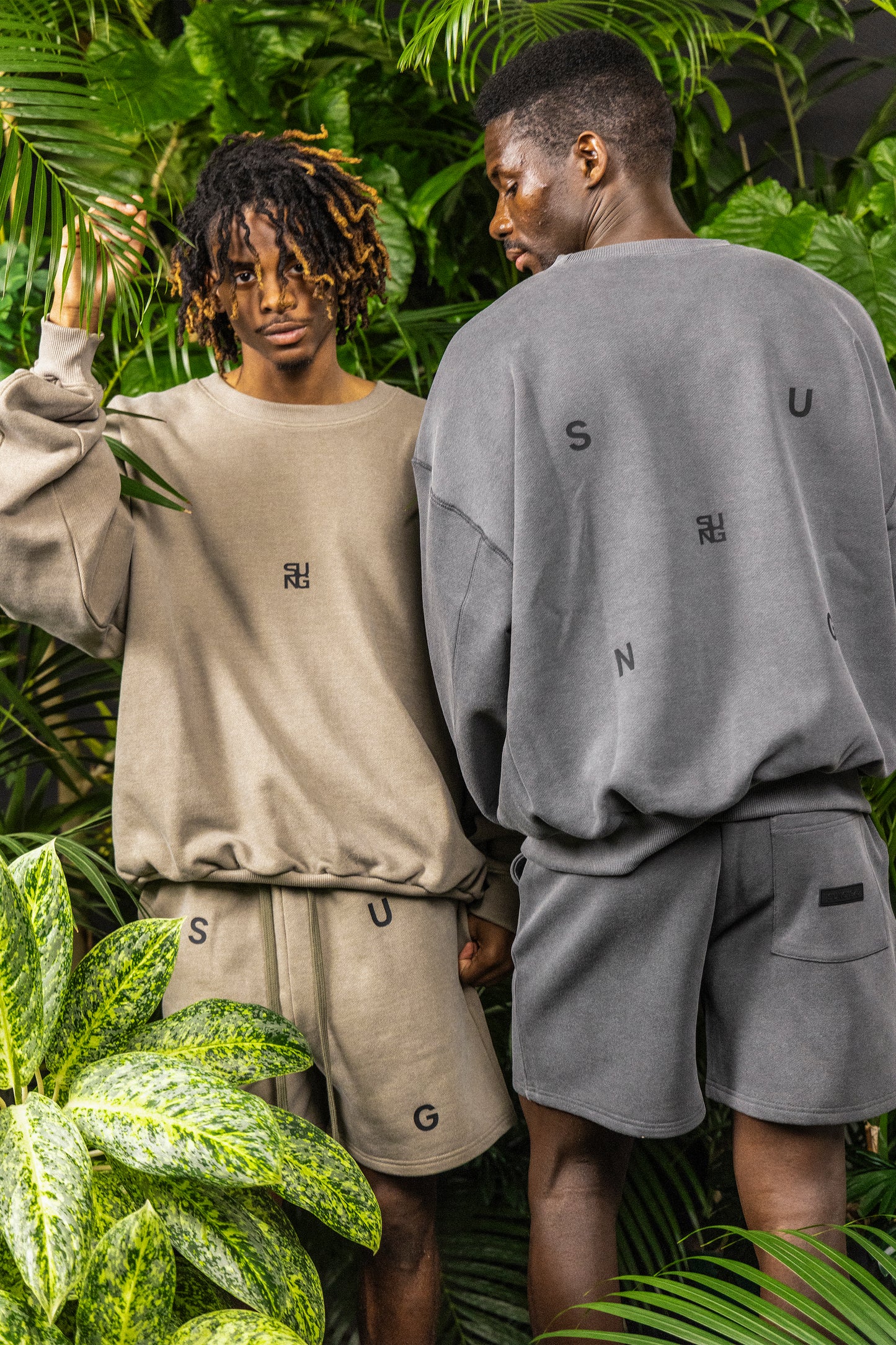 JUMP SQUARE LOGO HALF PANTS