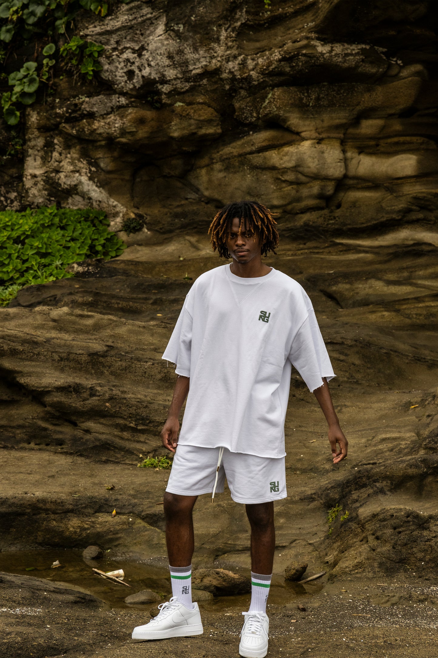 CUBIC LOGO SWEAT SHORT PANTS