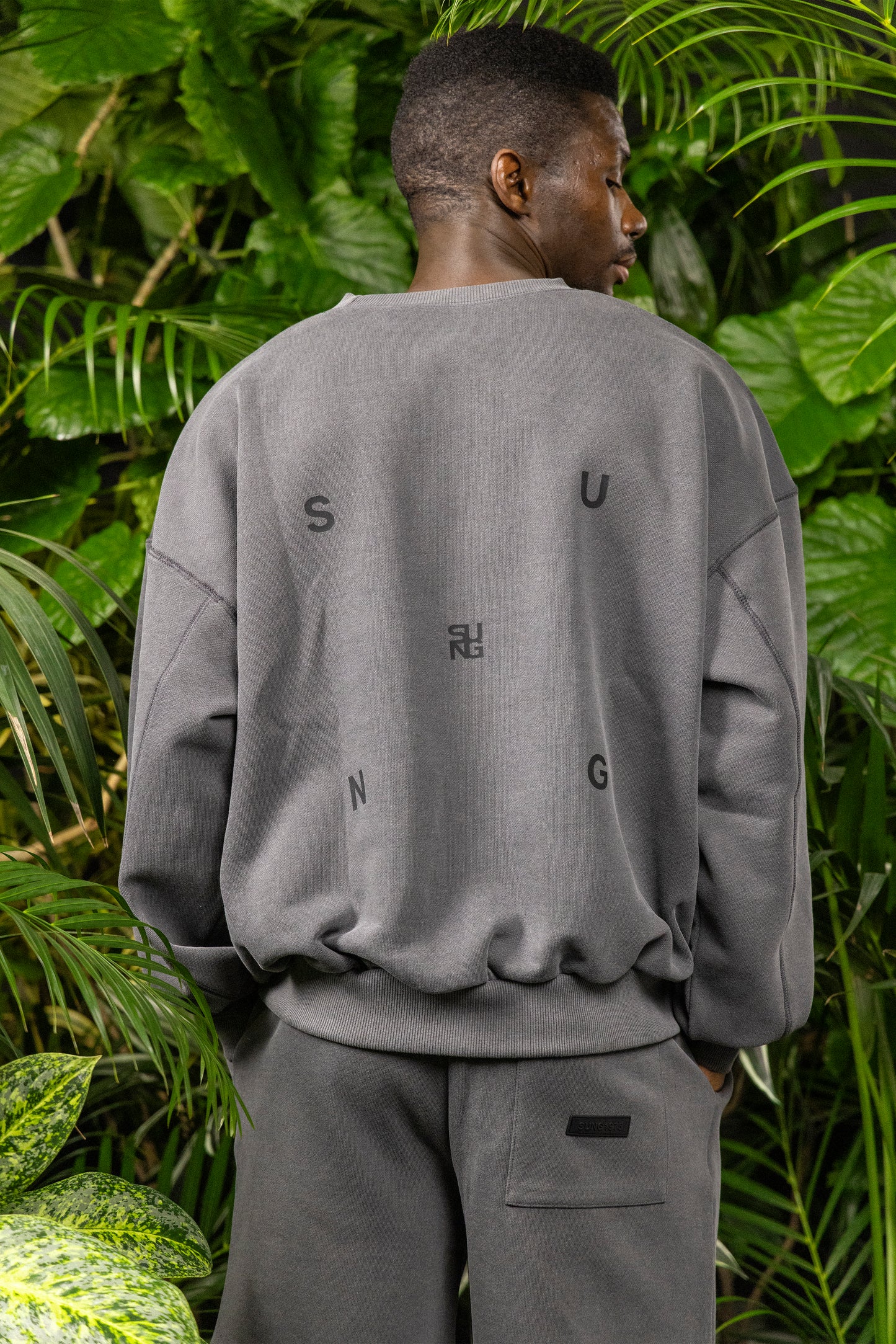 JUMP SQUARE LOGO SWEAT TOPS