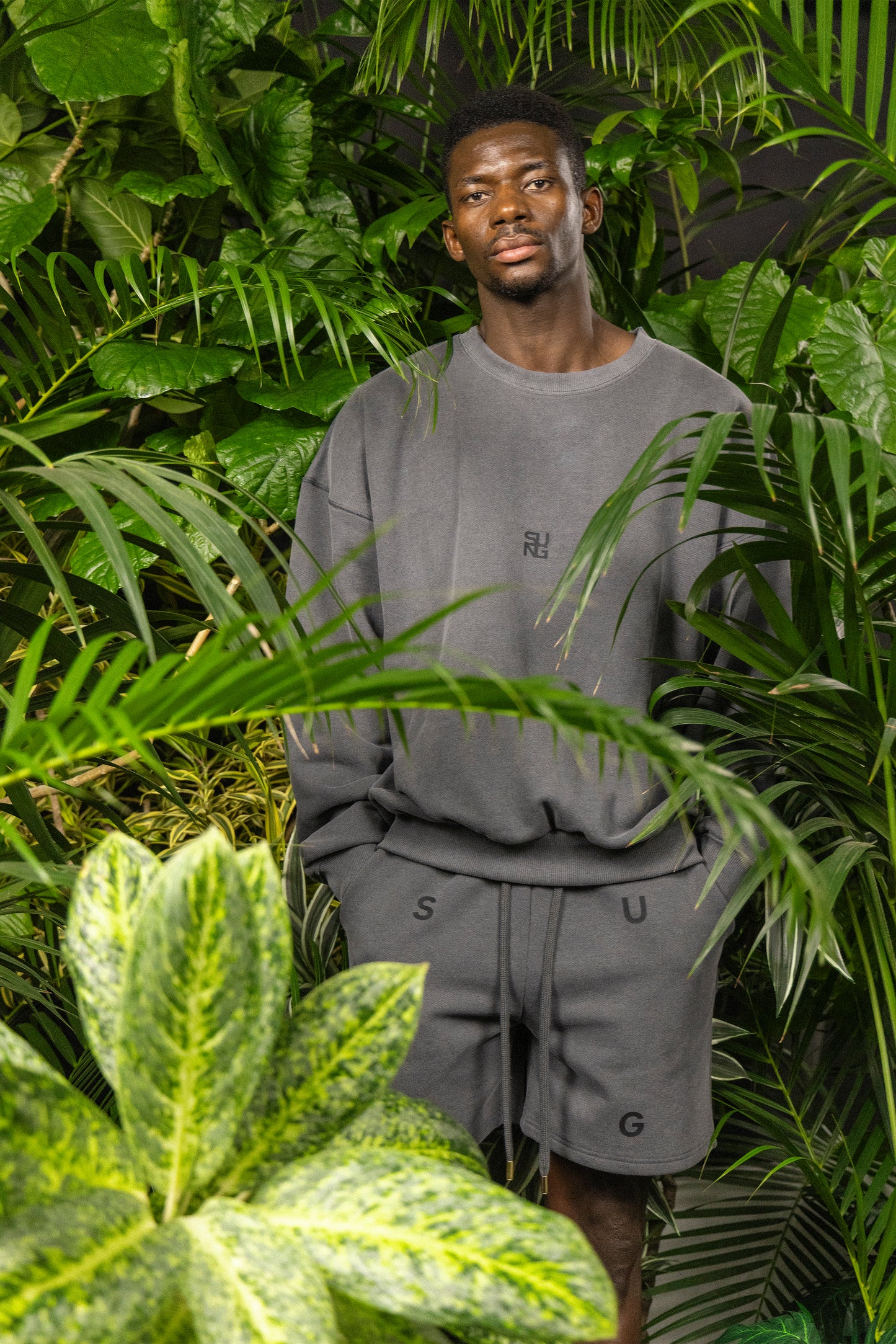 JUMP SQUARE LOGO HALF PANTS