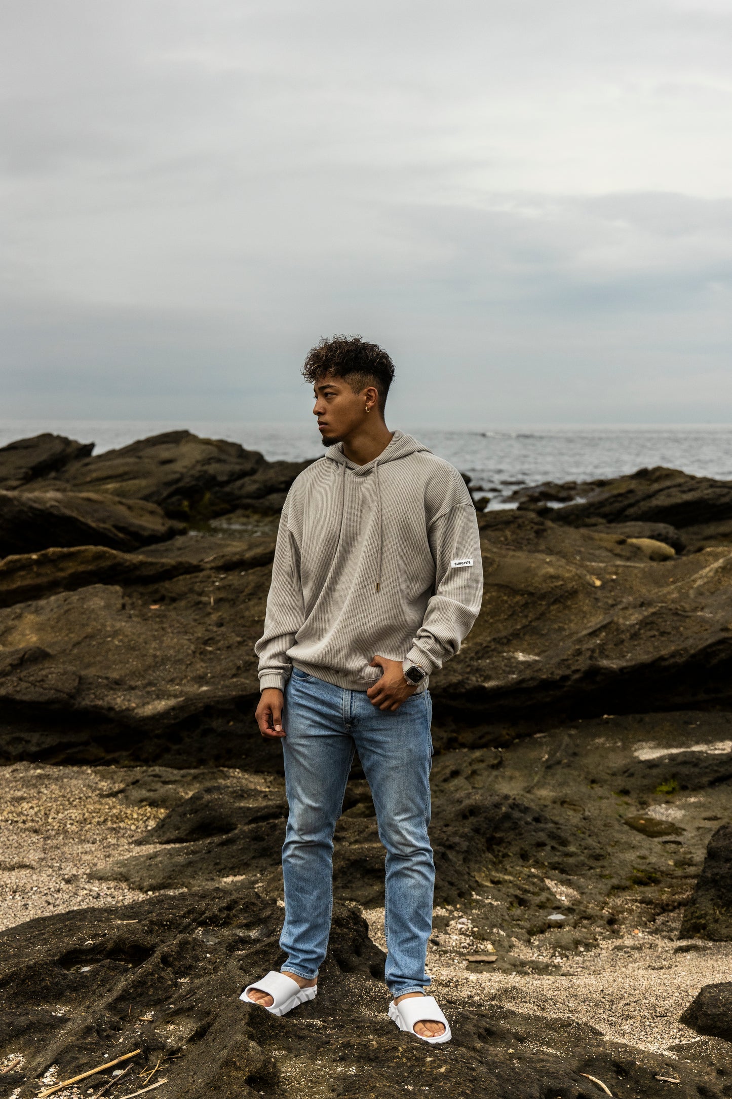 WAFFLE SIDE LOGO HOODIE