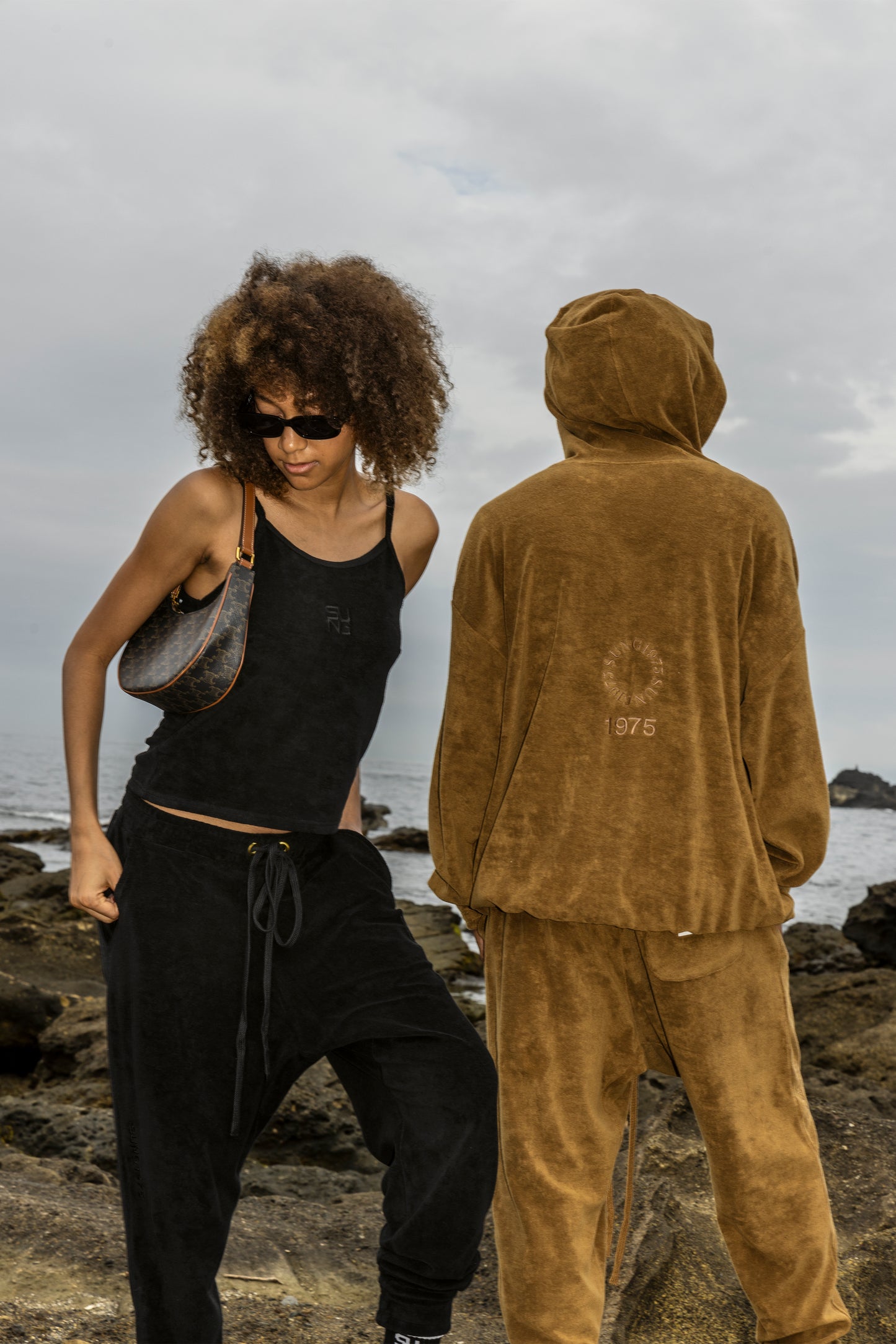 CENTER NOTCH PILE HOODIE