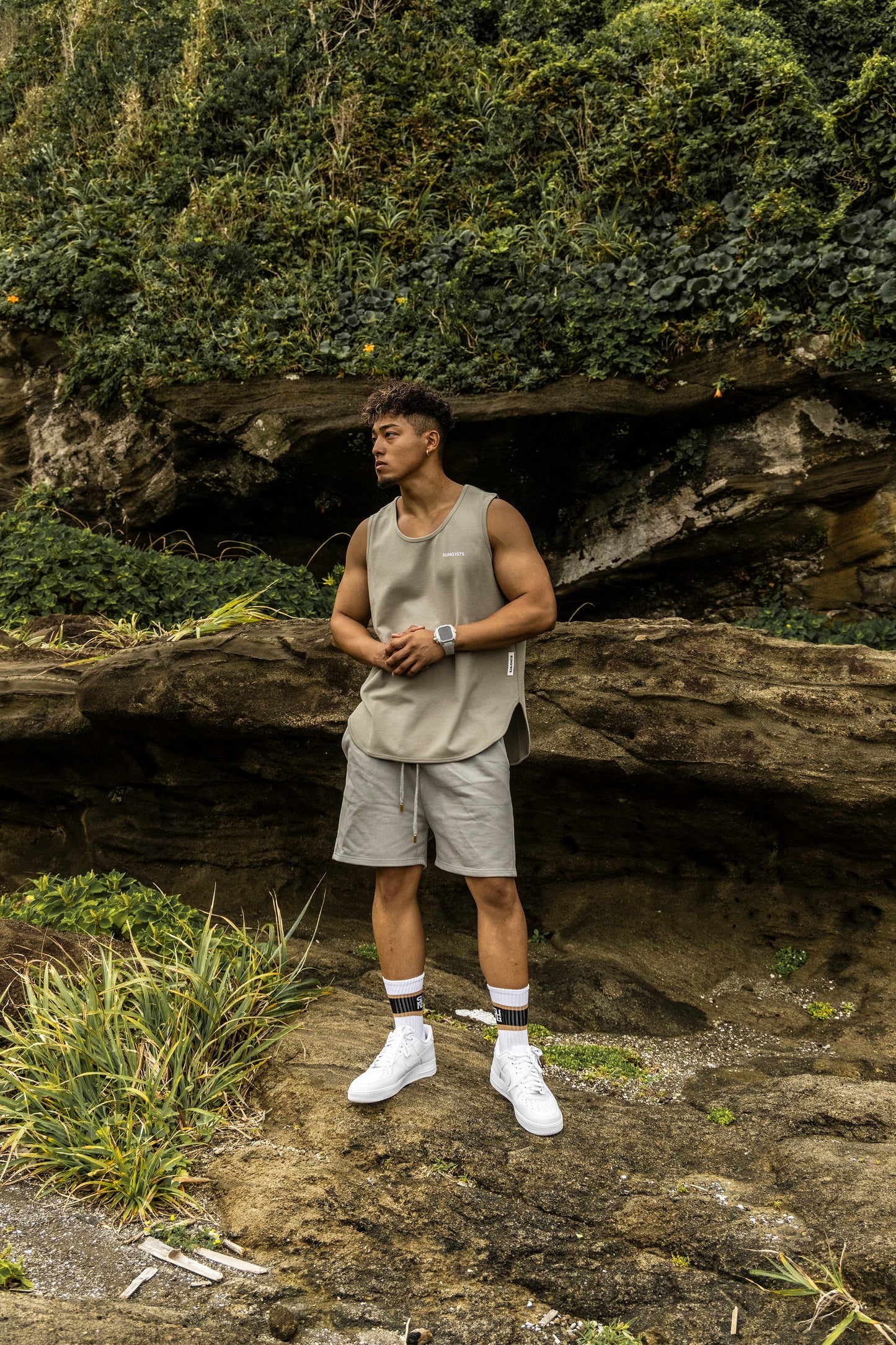 LOUND SIDE SLIT TANK