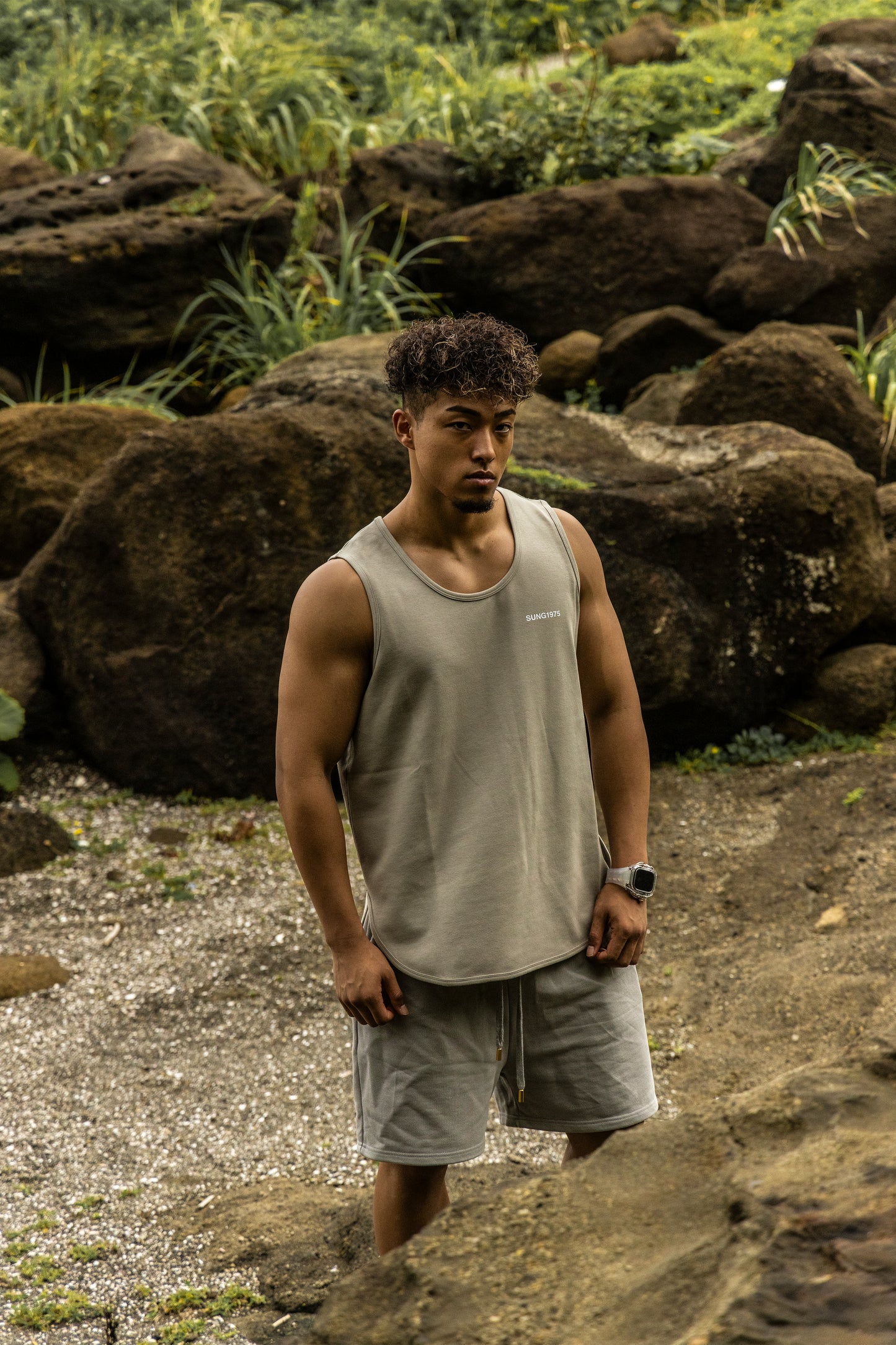LOUND SIDE SLIT TANK