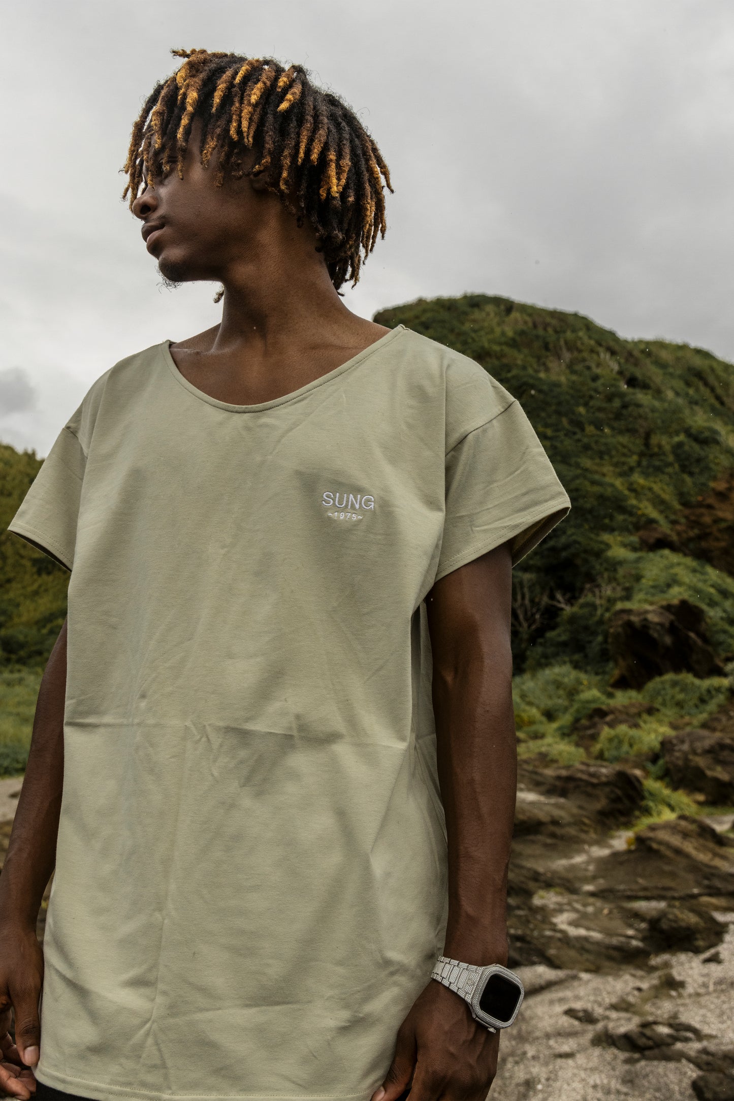 SIGNATURE LOGO OVER SIZE TSHIRT