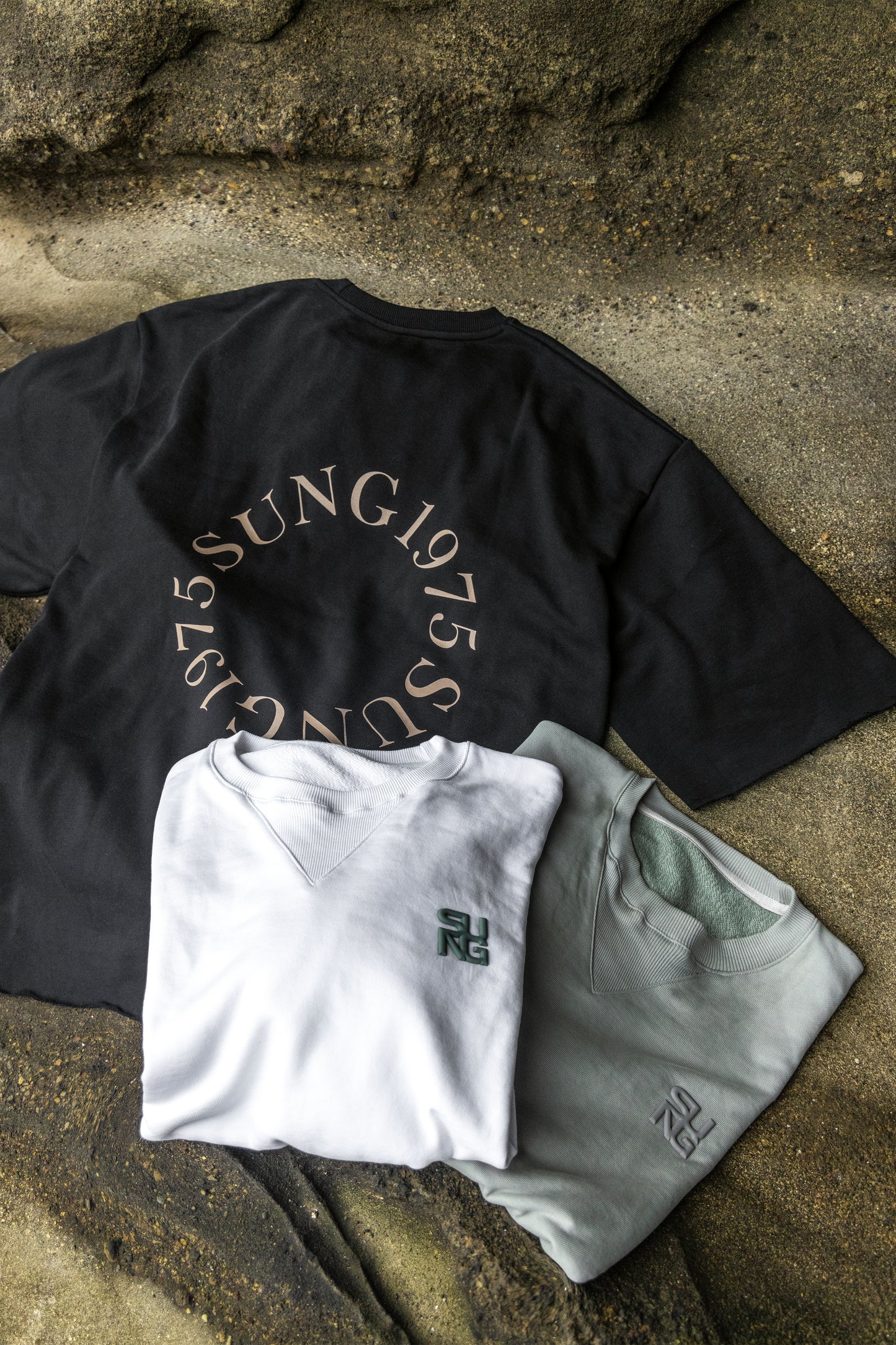 CUBIC LOGO SWEAT T SHIRT