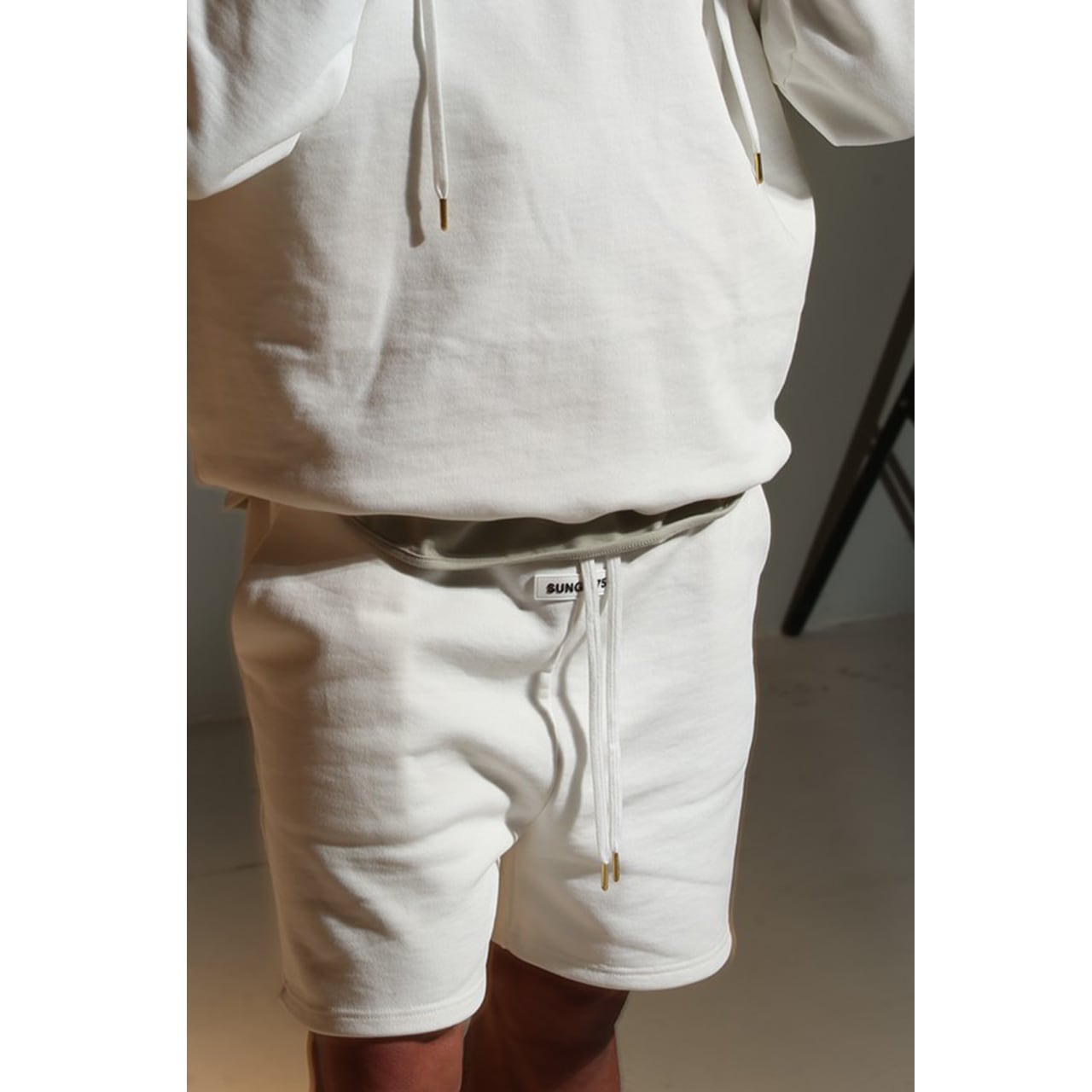 Symbol logo half pants