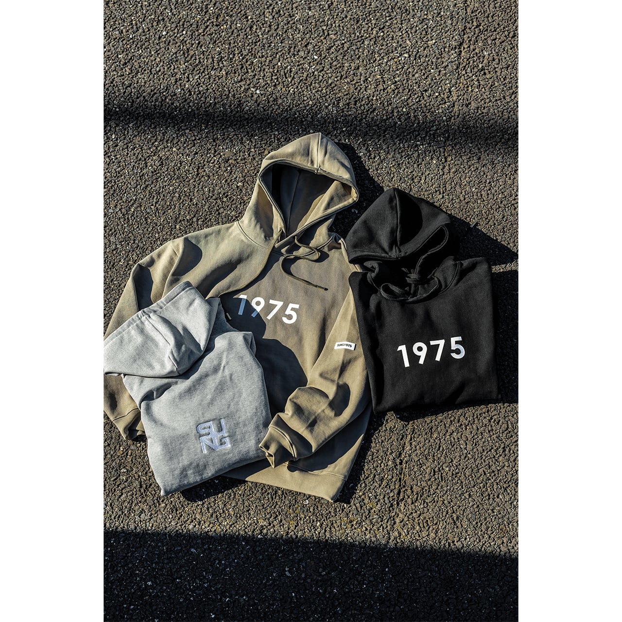 FRONT 1975 SWEAT HOODIE
